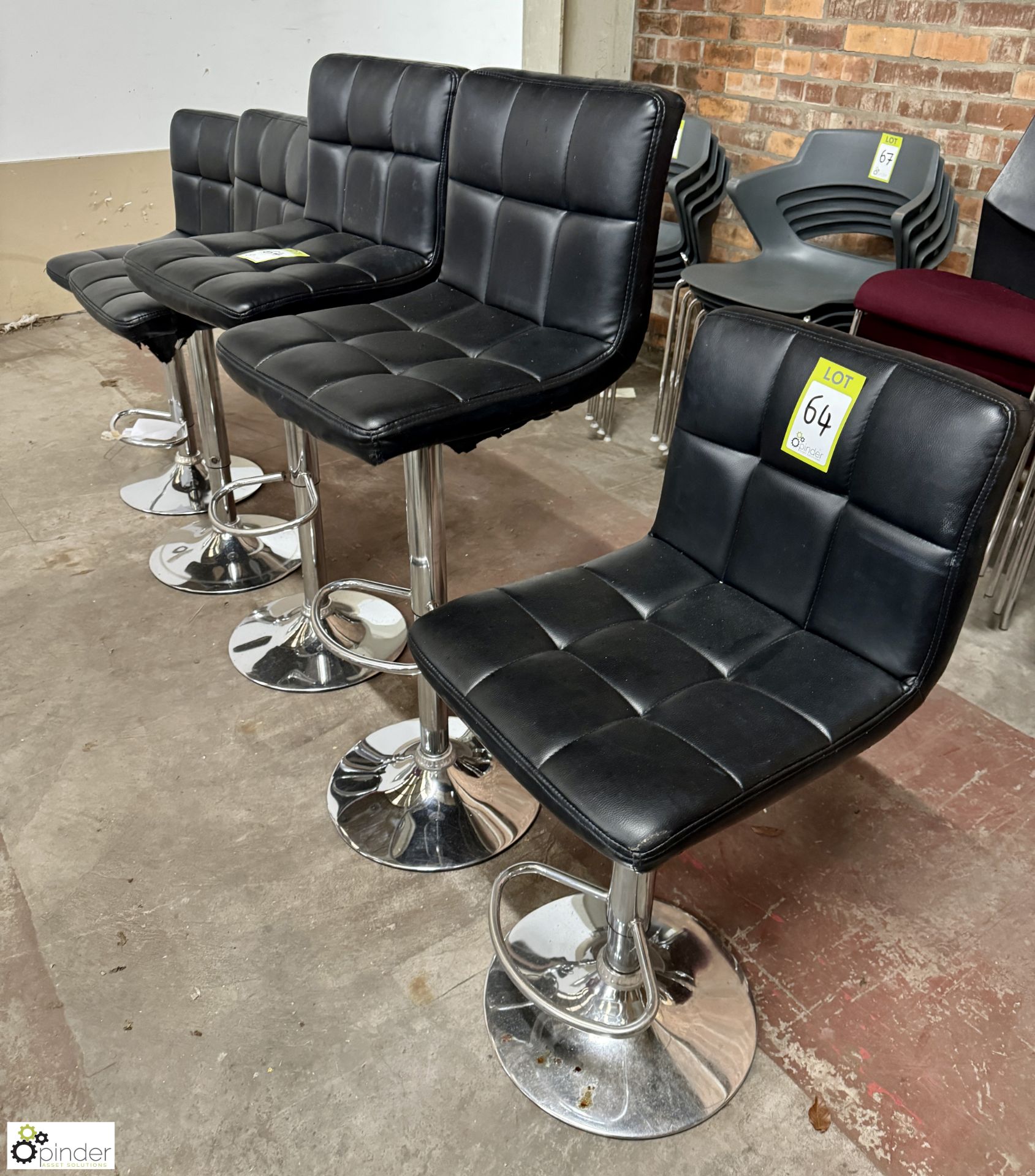5 chrome leather effect height adjustable Bar Stools - Image 3 of 4