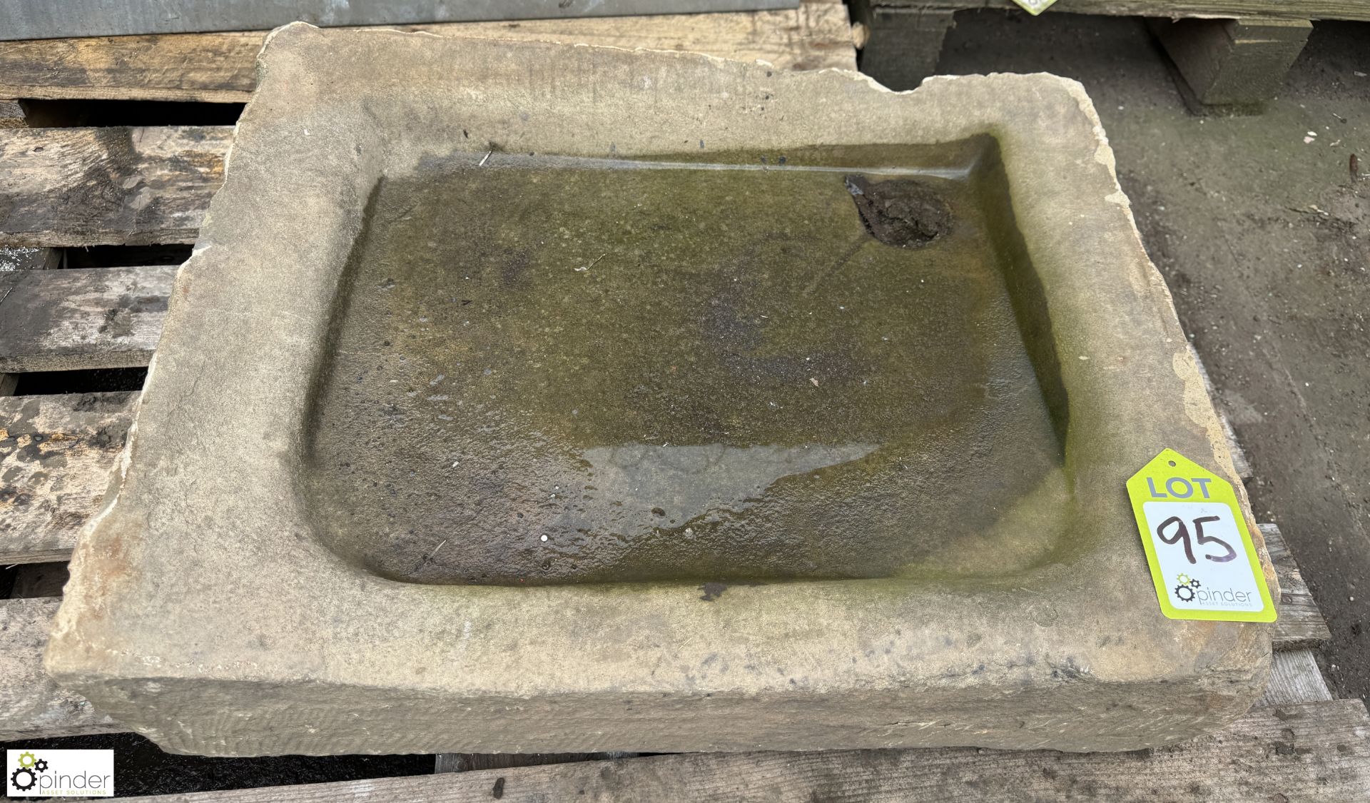 Yorkshire stone Sink, 700mm x 530mm x 140mm - Image 2 of 4