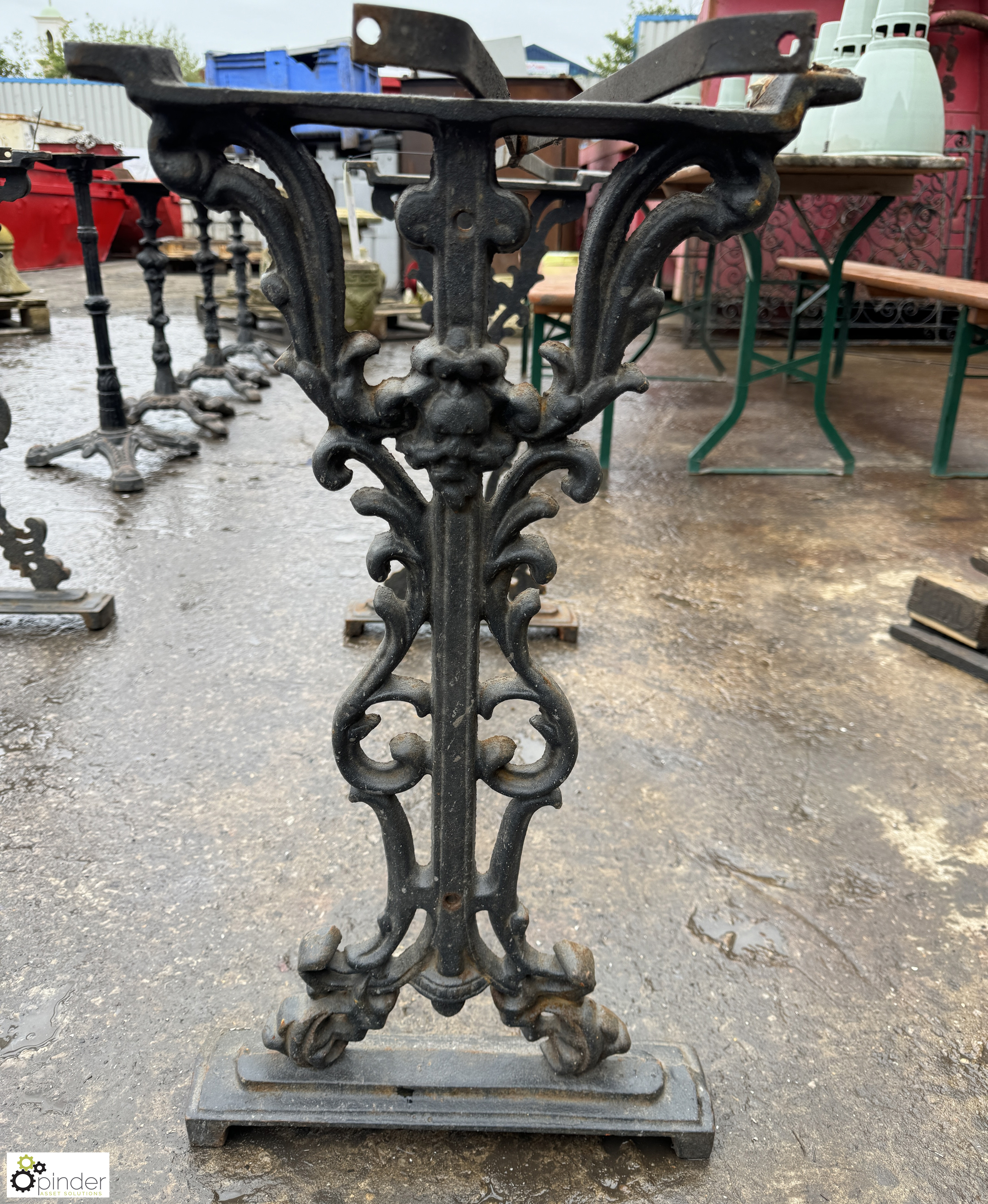 Victorian cast iron Bar Table Legs, with cross brace – leg base 380mm x 670mm - Image 3 of 5