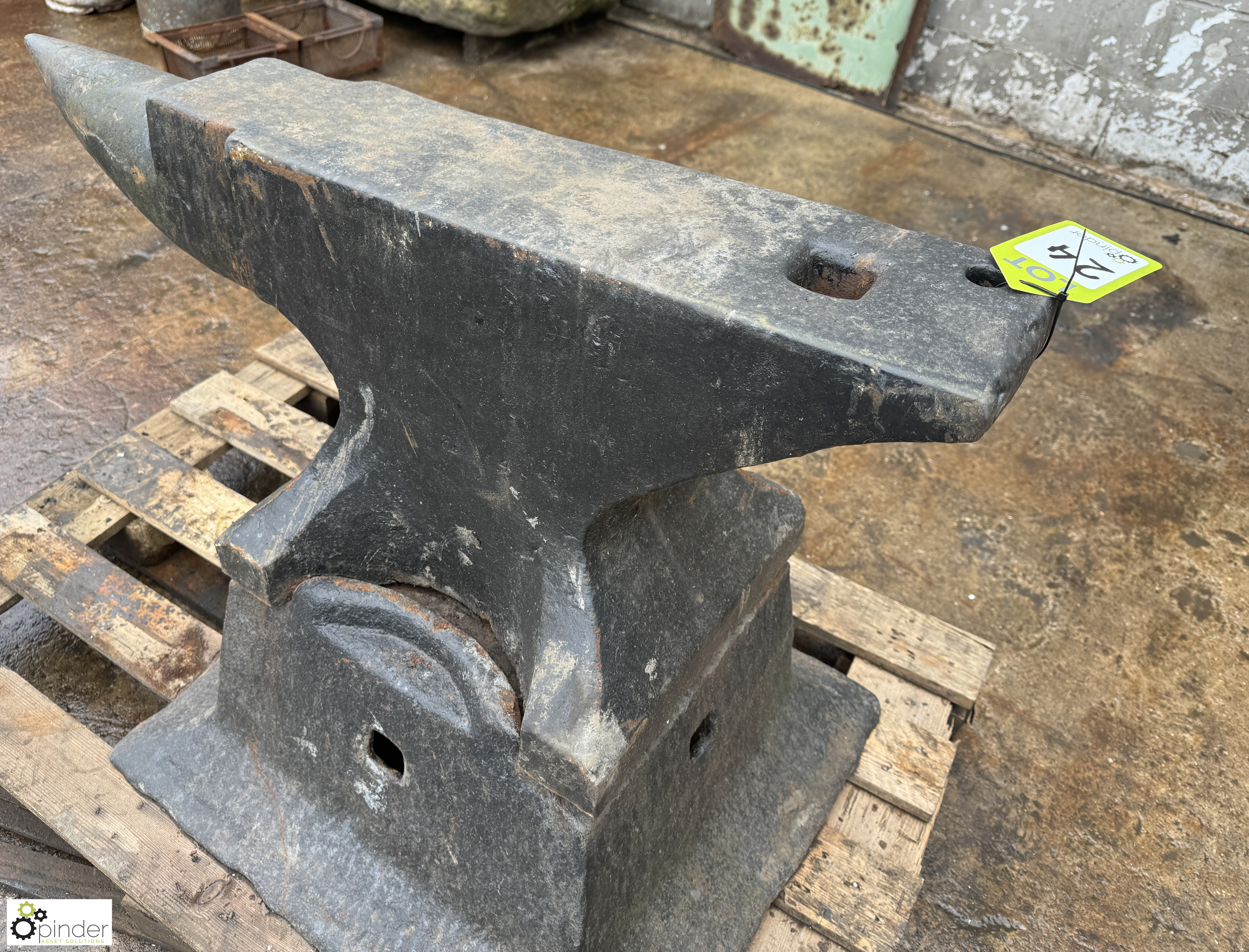 Blacksmith single beak Anvil, 900mm x 660mm including base - Image 7 of 10