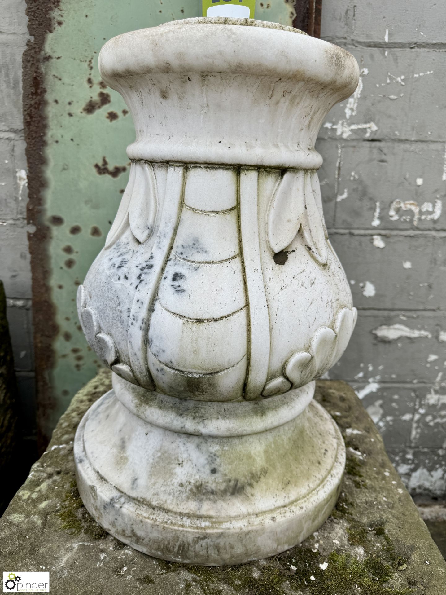 Ornate marble Column Base, 570mm tall, 300mm diameter at top - Image 2 of 6