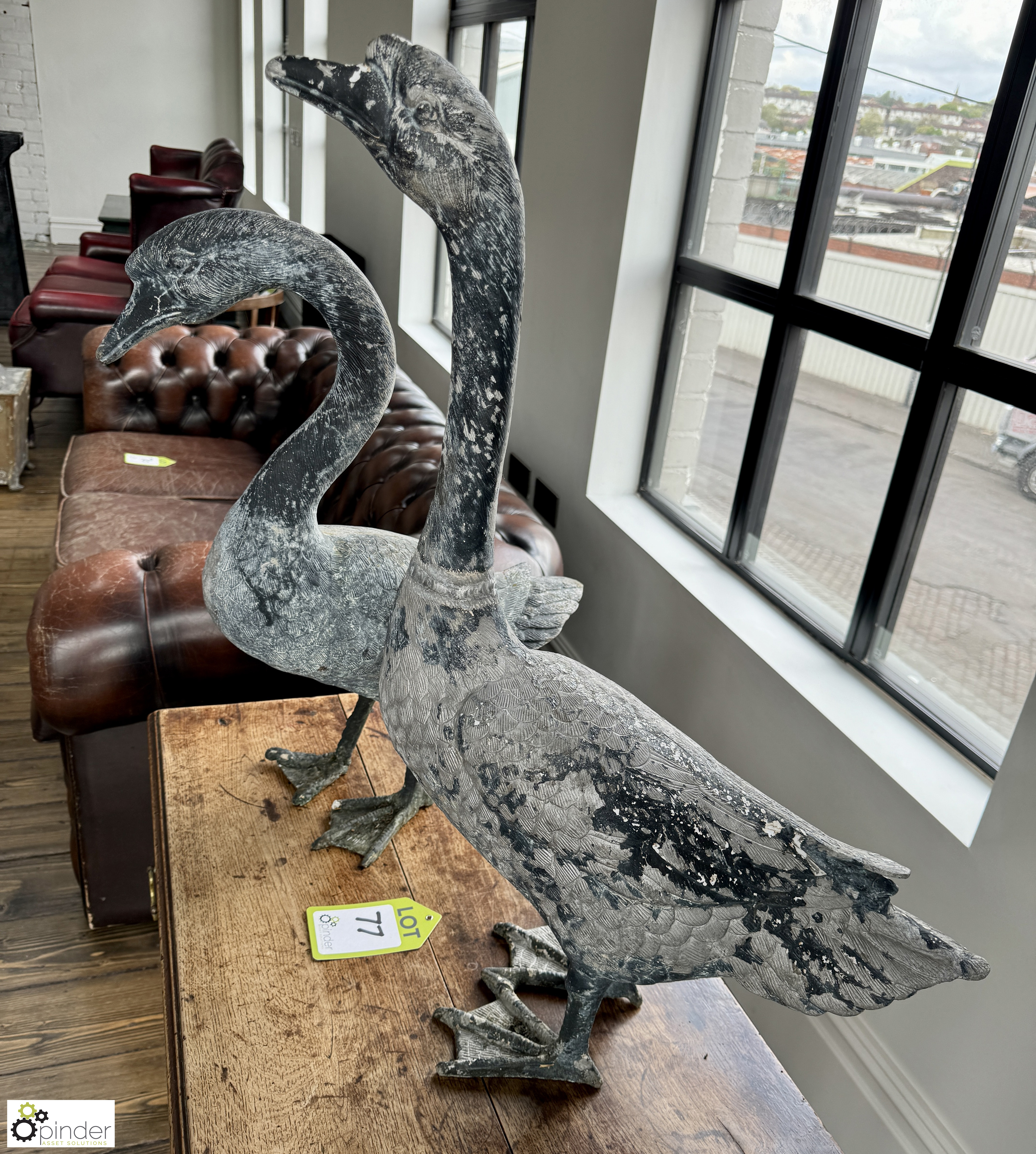 Pair old zinc antique Geese, 710mm and 600mm tall - Bild 5 aus 7