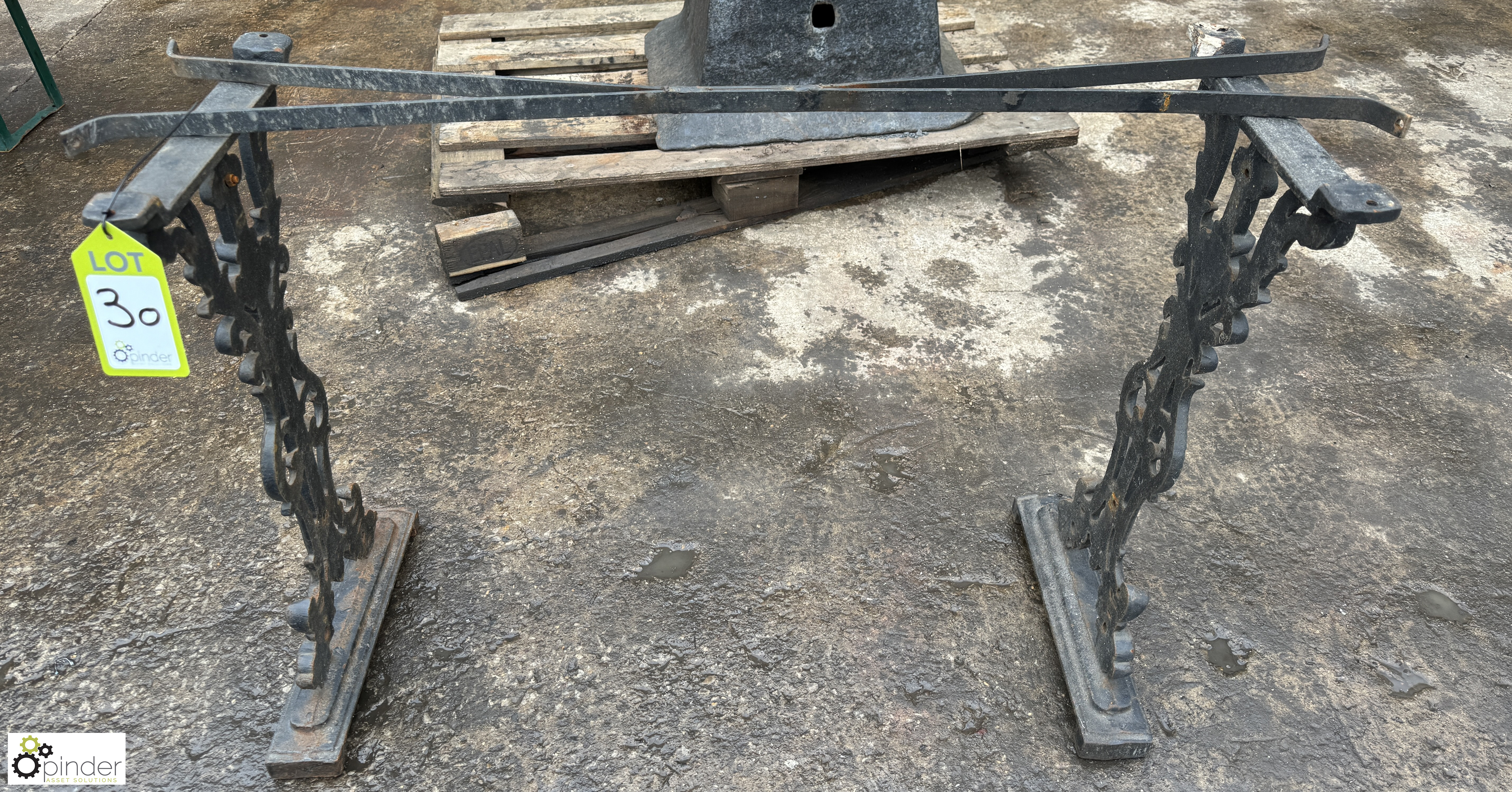 Victorian cast iron Bar Table Legs, with cross brace – leg base 380mm x 670mm - Bild 2 aus 5