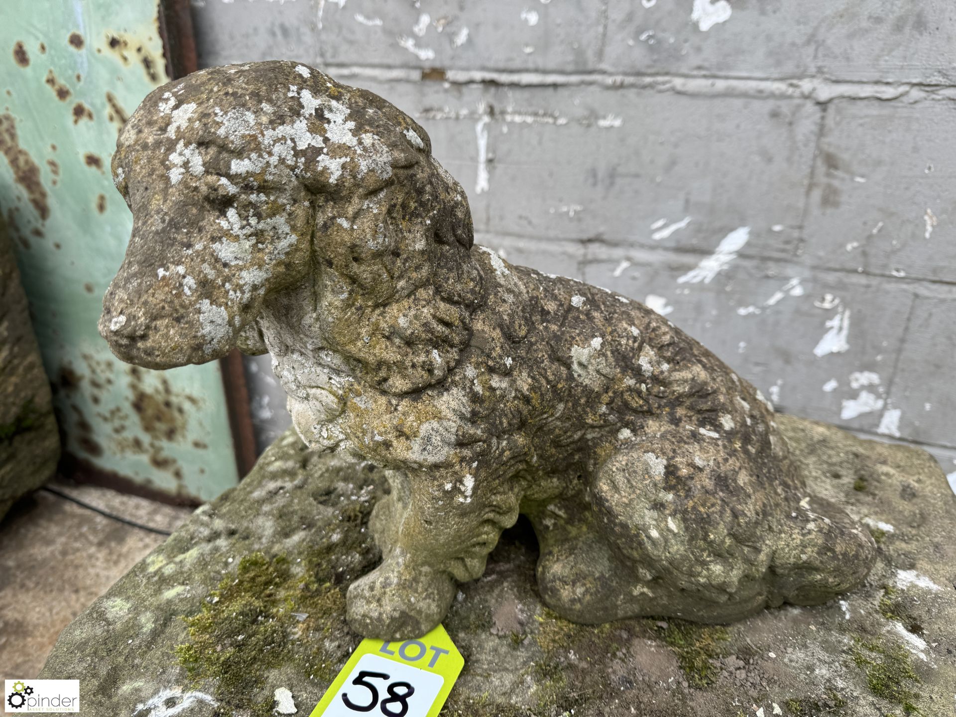 Reconstituted stone Figure Sitting Dog, 320mm tall - Image 2 of 5