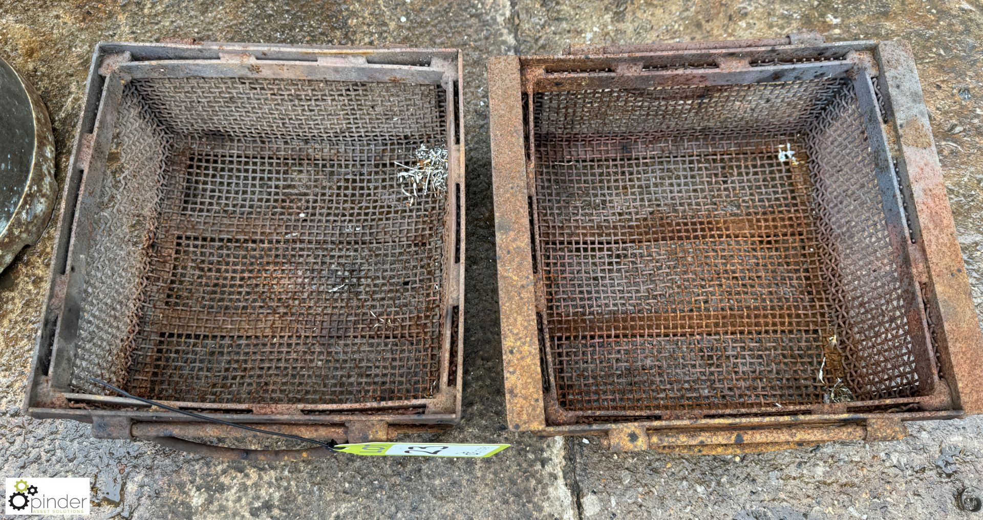2 vintage metal Treatment Dipping Baskets, 300mm x 300mm x 130mm - Image 2 of 4