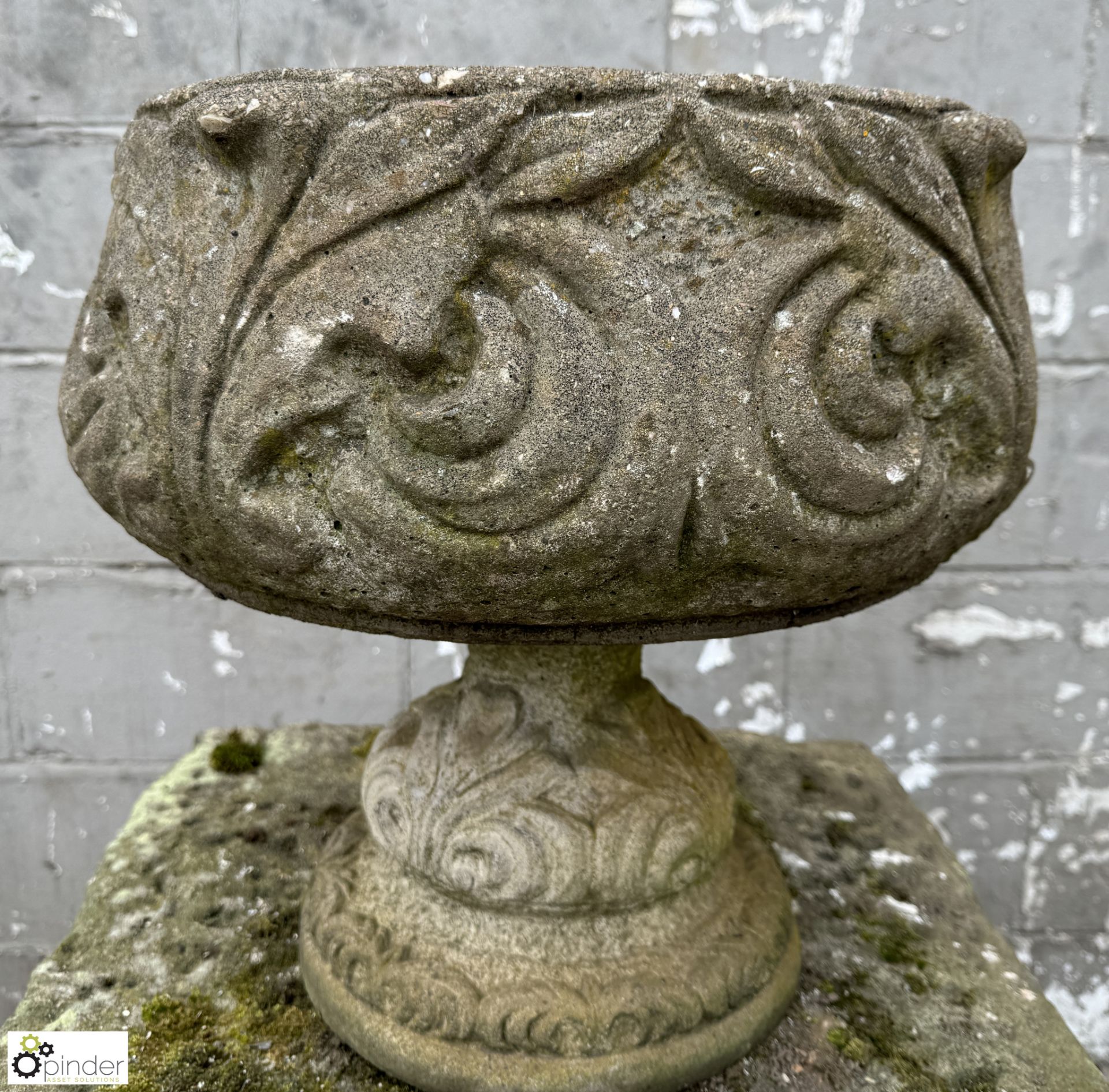 Pair reconstituted stone Garden Urns/Planters, 400mm diameter x 440mm - Image 6 of 11