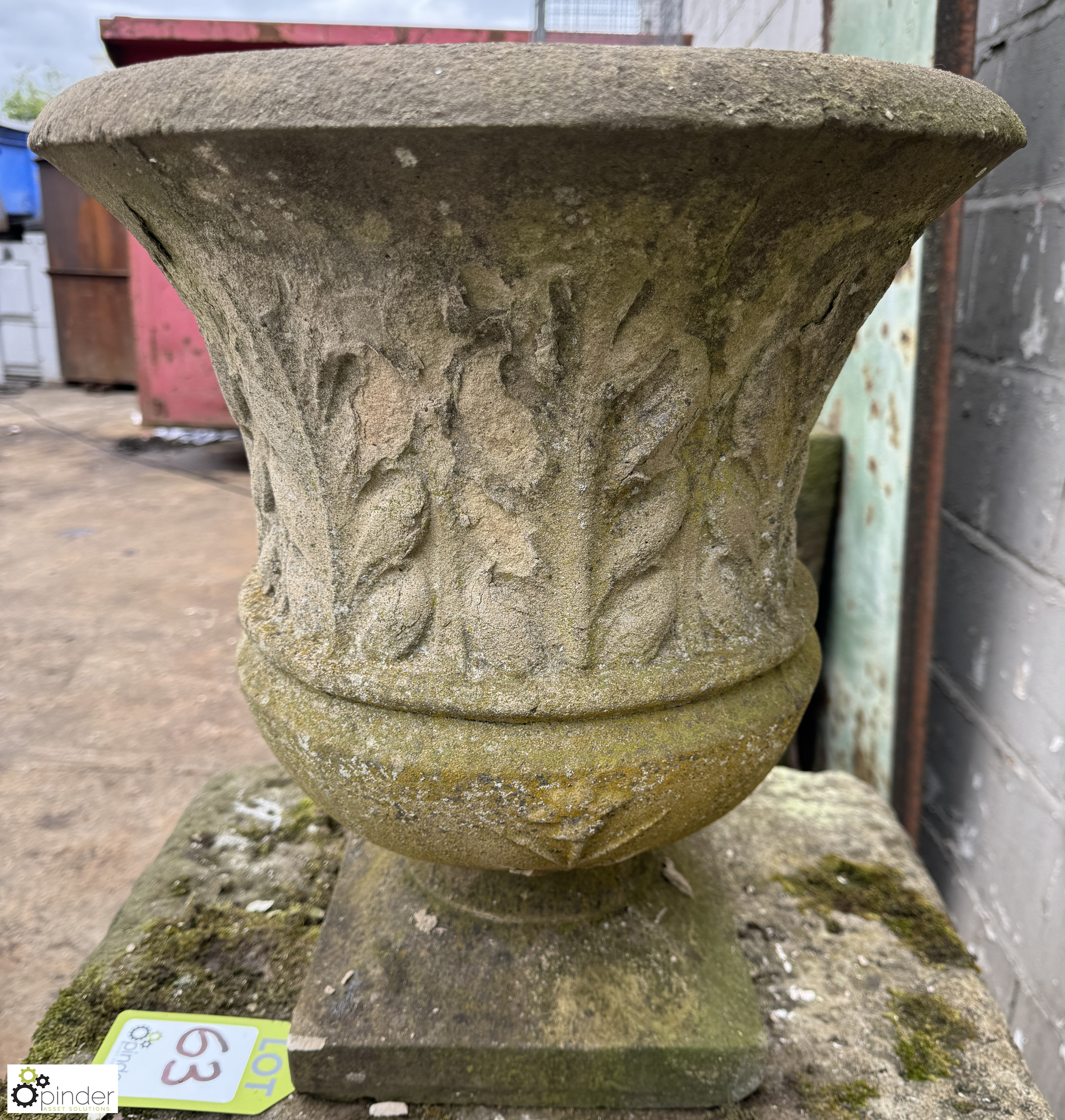 Reconstituted stone Garden Urn/Planter, 430mm diameter x 470mm - Image 3 of 6