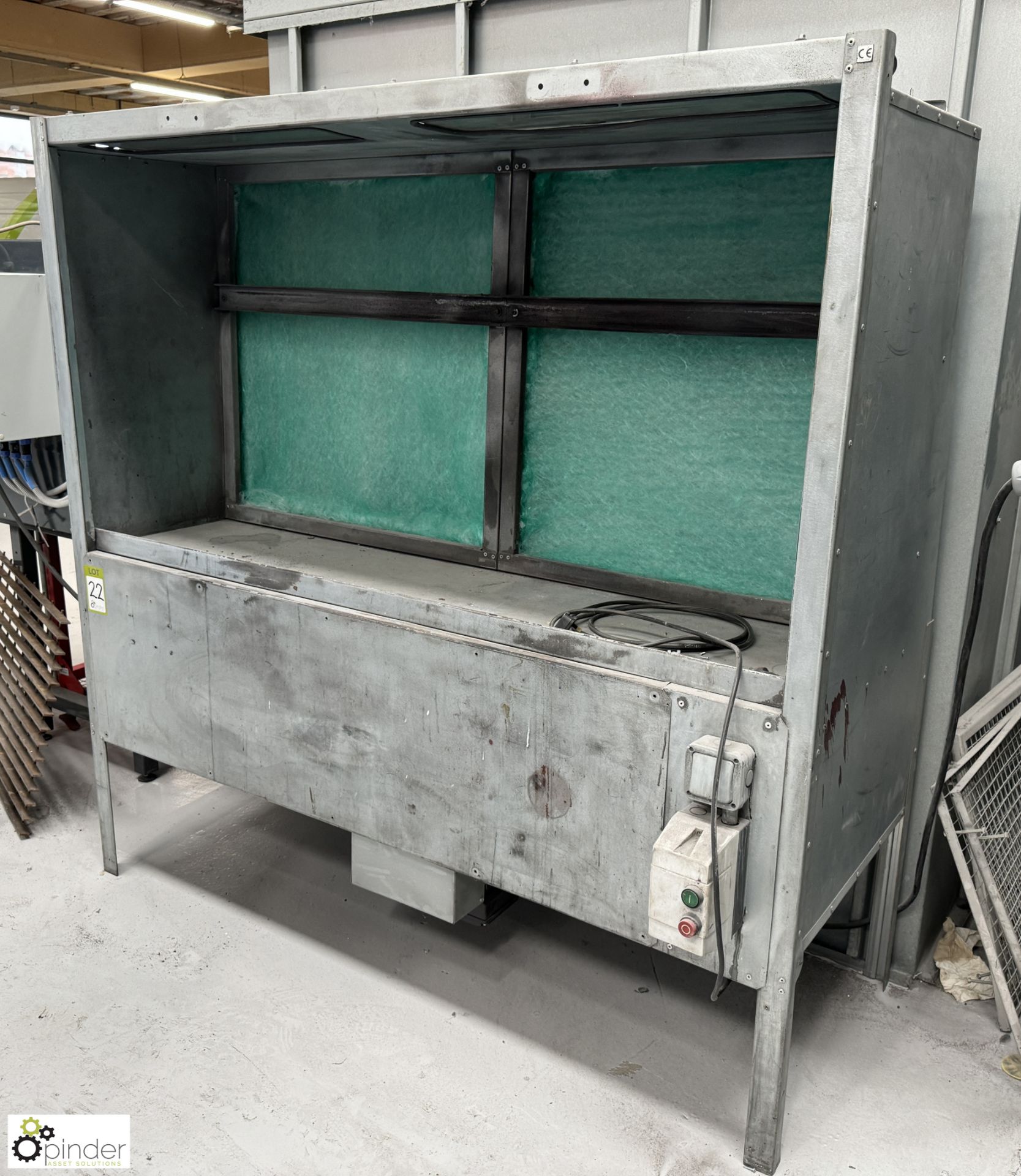 Galvanised Extraction Booth, 240volts, working area 1700mm x 440mm x 850mm - Image 3 of 4