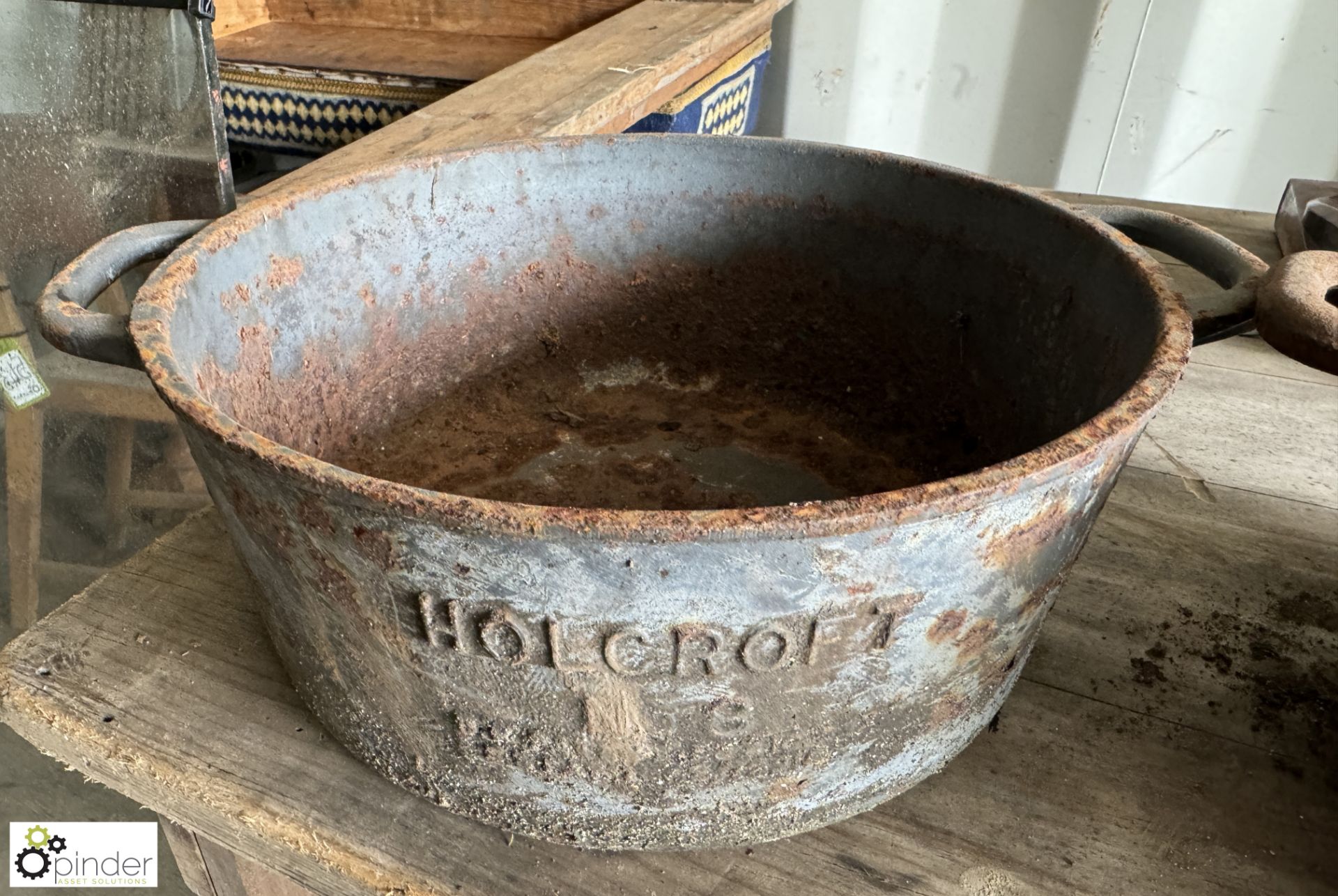 2 cast iron Range Pans, maker's mark "Holcroft 8" - Image 2 of 5