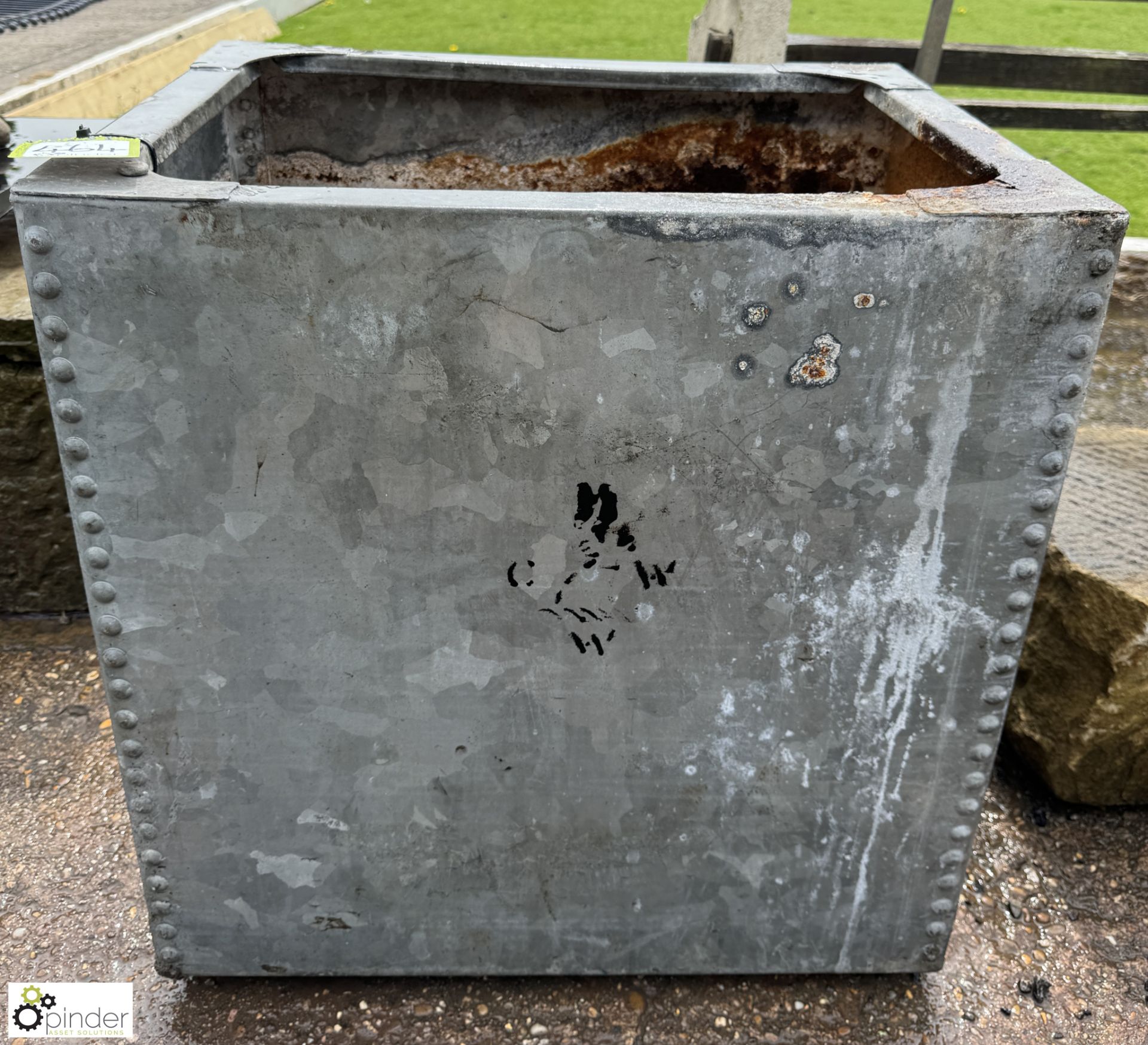 A metal galvanised riveted Water Cistern, approx. 24in x 24in x 18in, circa 1920 to 1940s