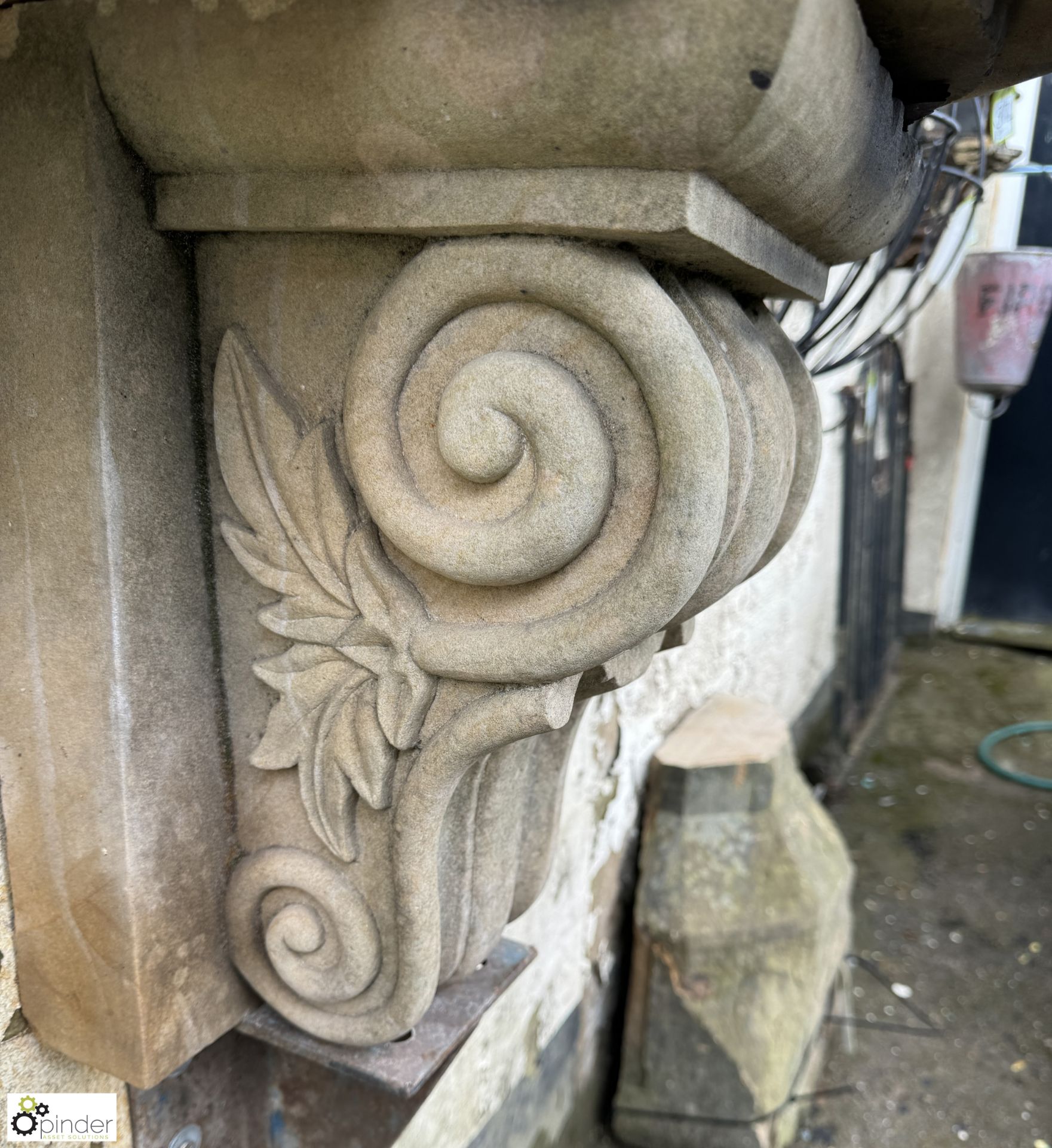 A Wall Fountain comprising reconstituted stone lions head waterspout, mounted above a sandstone clam - Image 11 of 13