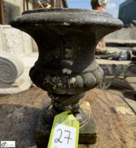 A Victorian statuary white marble Garden Urn, approx. 12in x 10in diameter, circa 1880 to 1900s