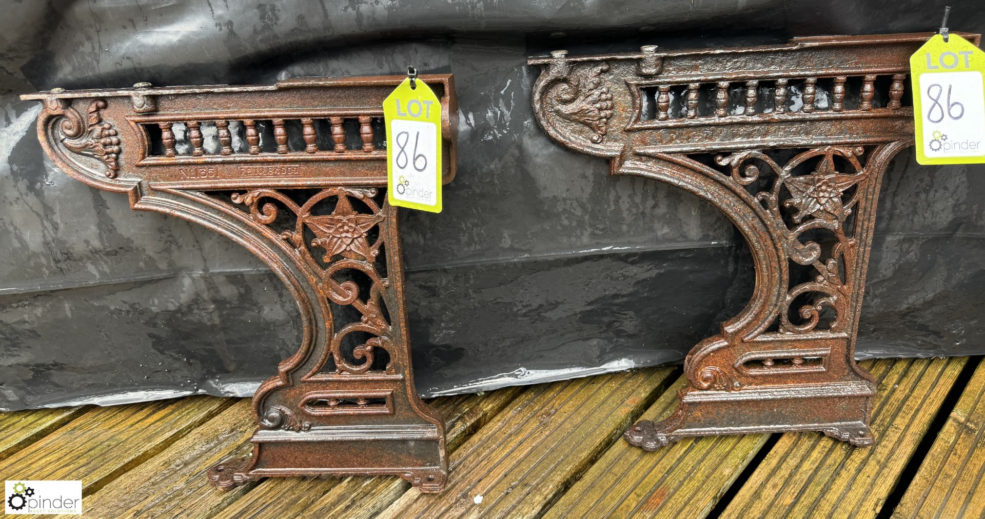 A pair cast iron Bench Brackets, with RD identification number “N84000 model no 1351”, approx. - Image 4 of 5