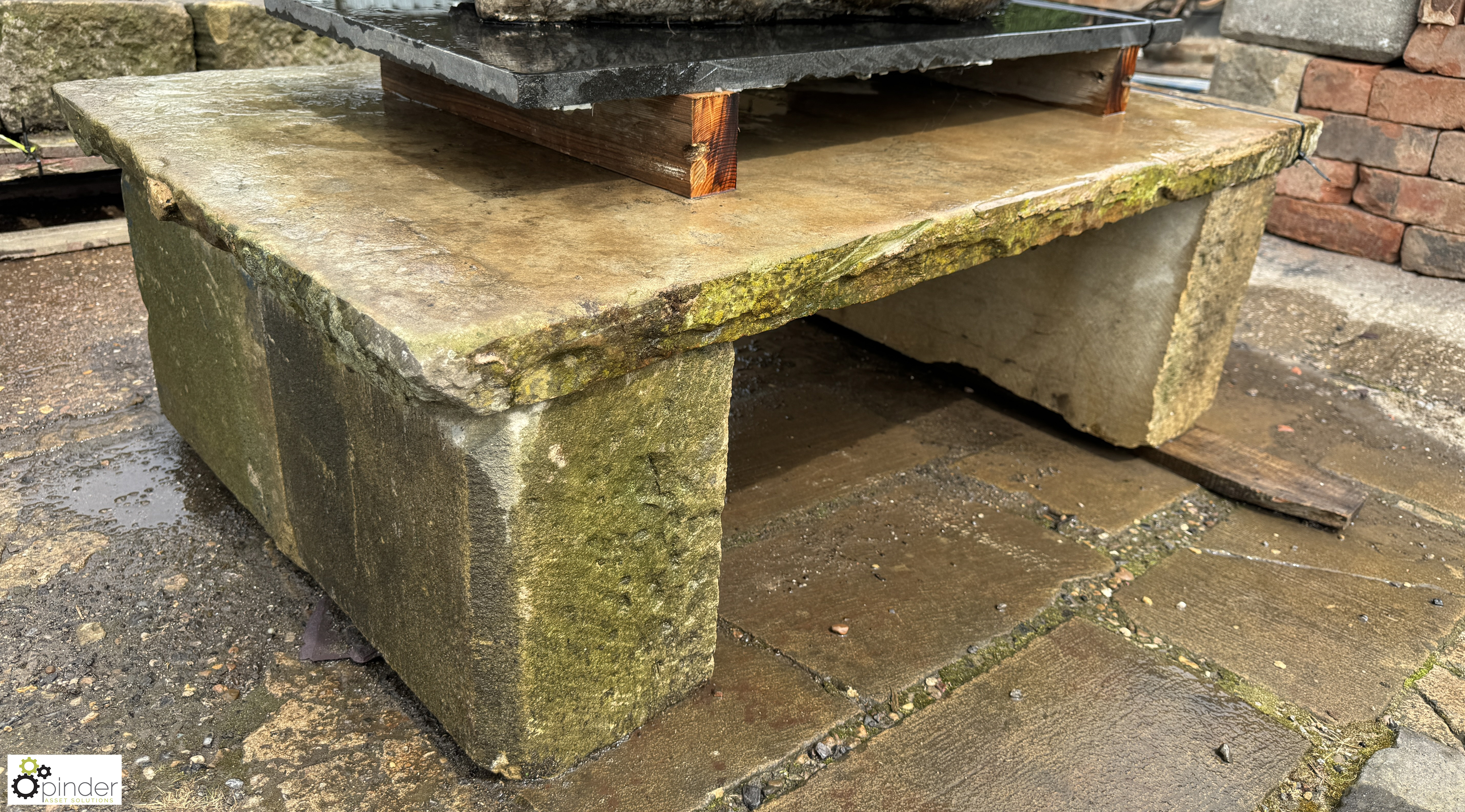 A Yorkshire stone Garden Table, approx. 14in x 28in x 43in - Bild 4 aus 5