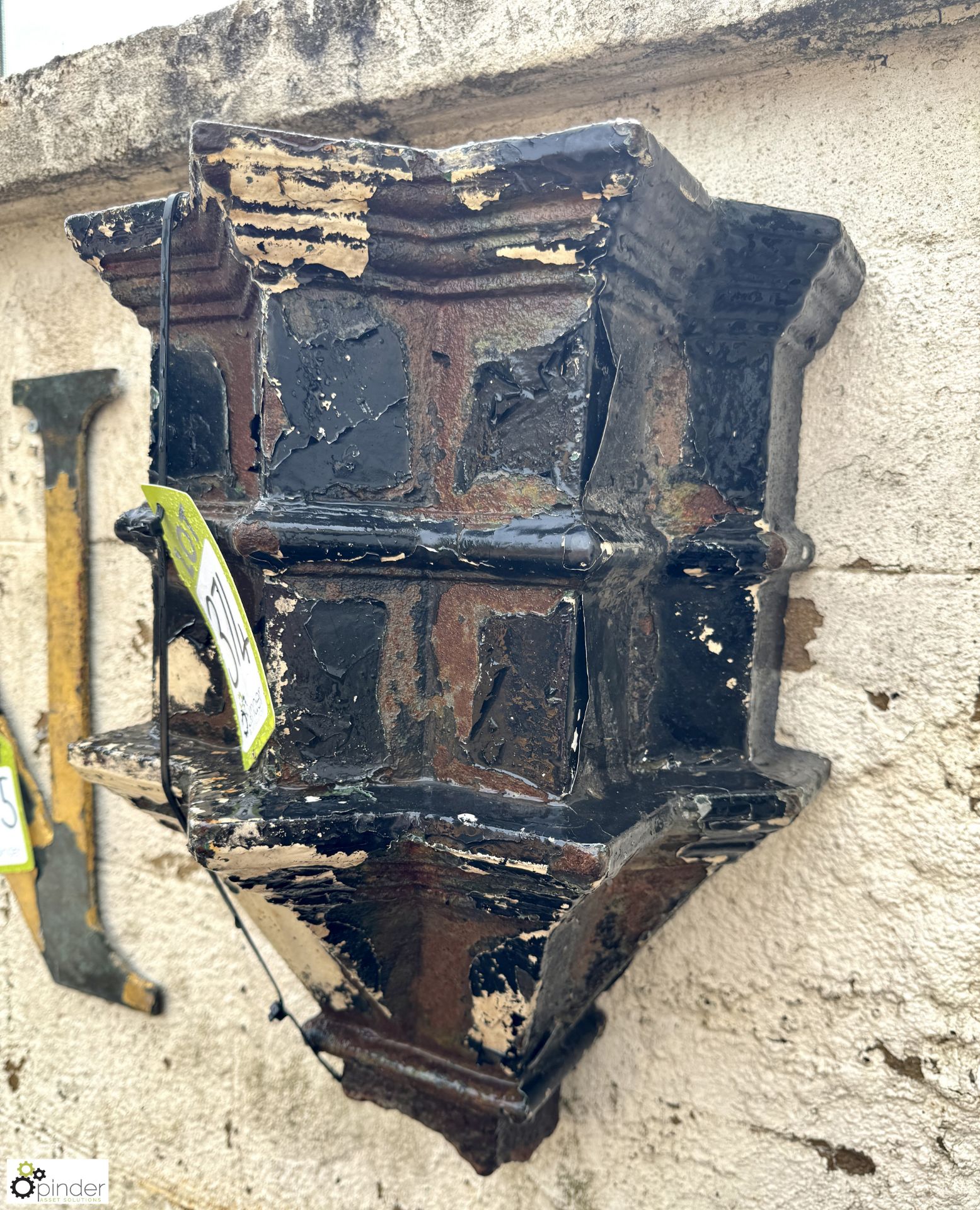 A cast iron Victorian Gothic revival Rain Hopper, approx. 16in x 14in - Image 3 of 5