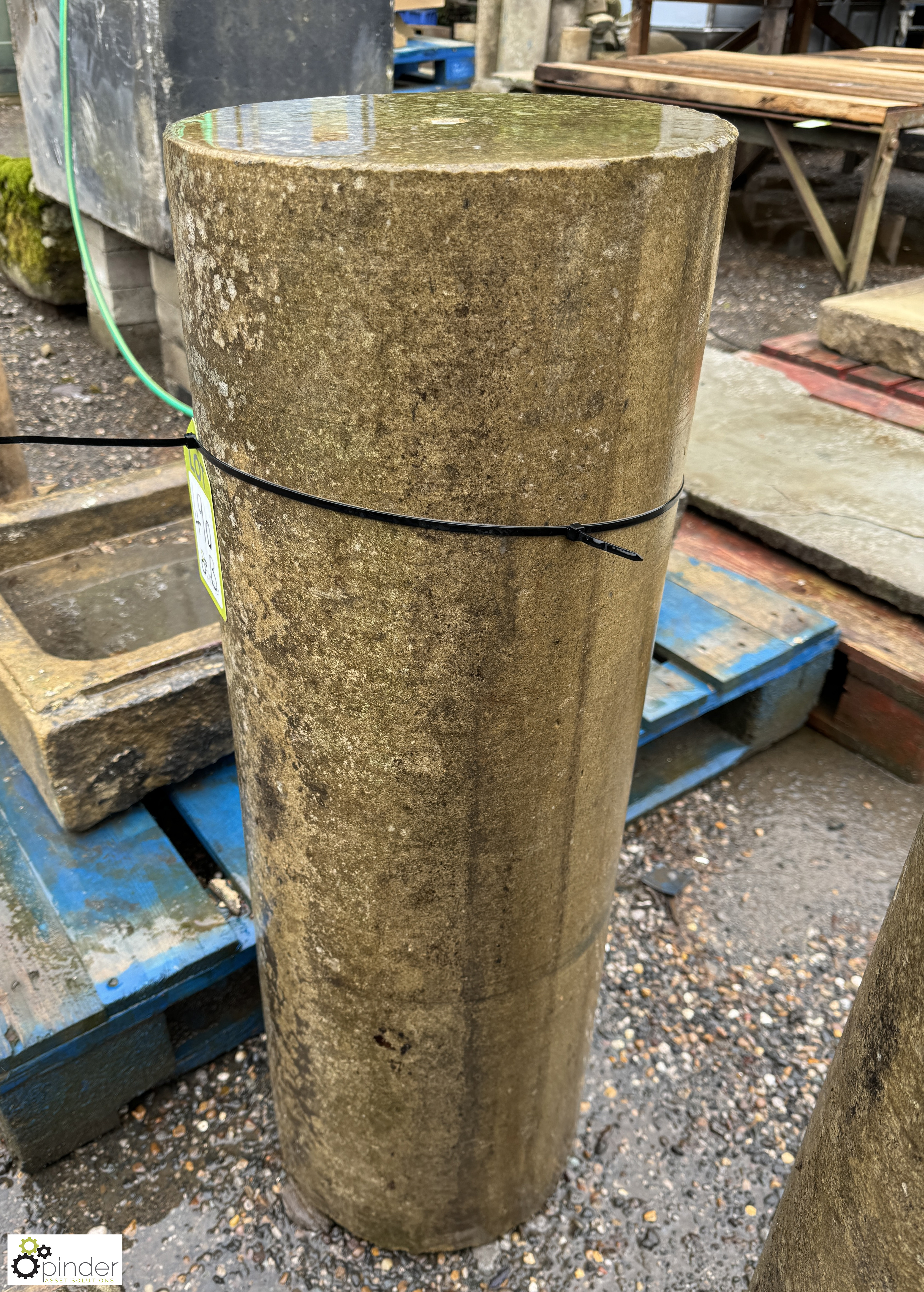 A round Yorkshire stone Column/Statue Plinth, approx. 35in x 12in - Image 3 of 3