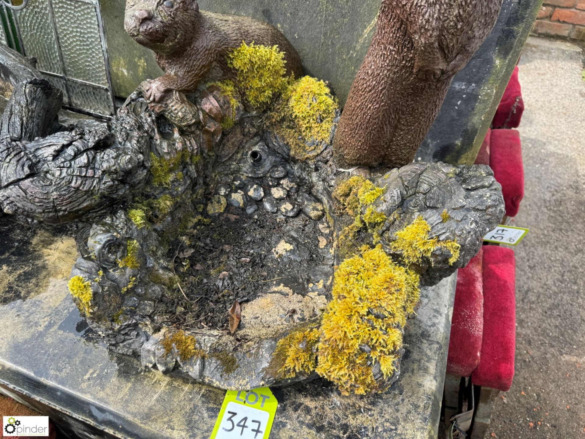 A reconstituted stone Water Feature depicting 2 otters and faux bois decoration, approx. 22in x - Image 3 of 6