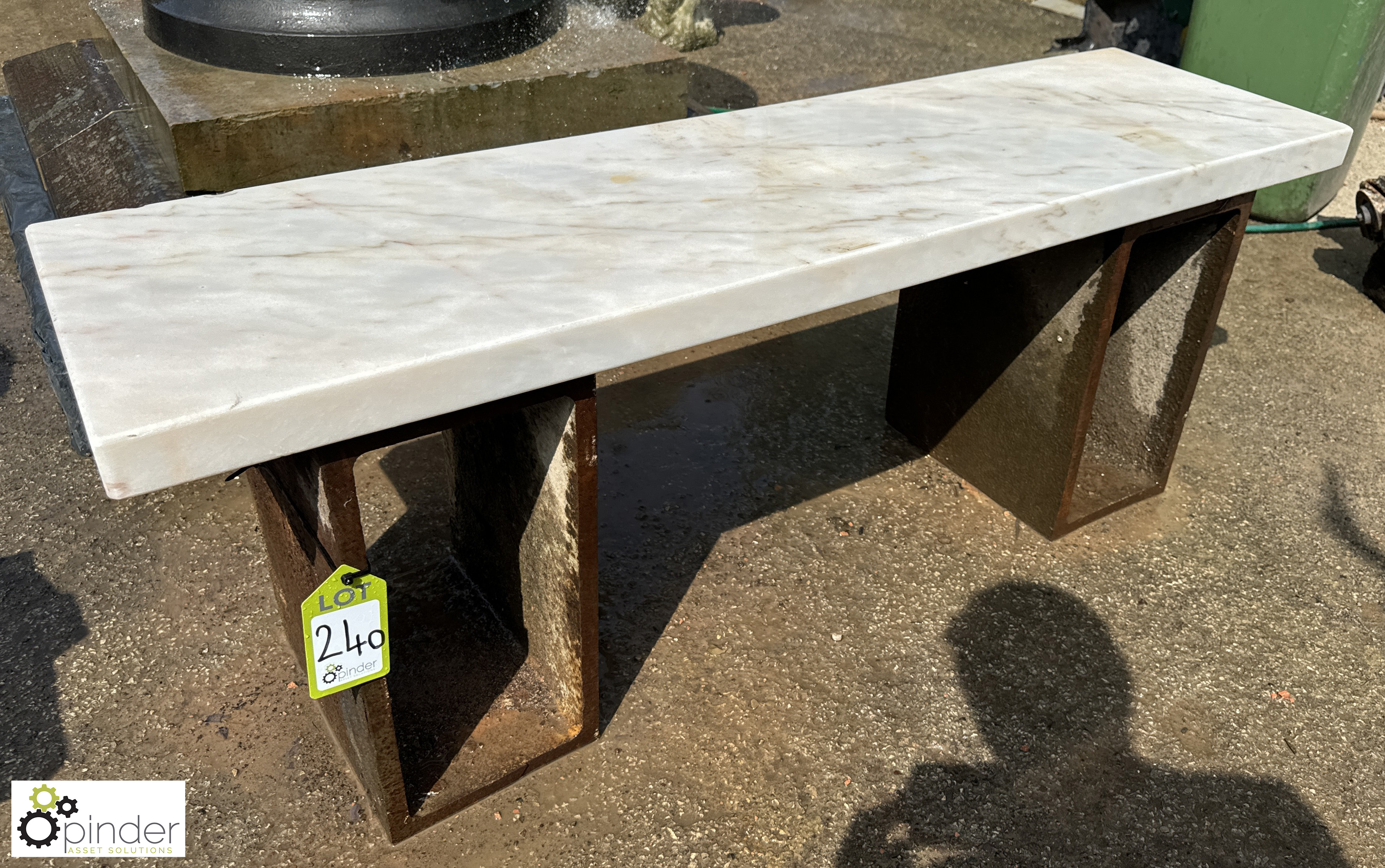 A contemporary cast iron and Italian marble Garden Bench, comprising 2 antique cast iron legs and - Image 2 of 5