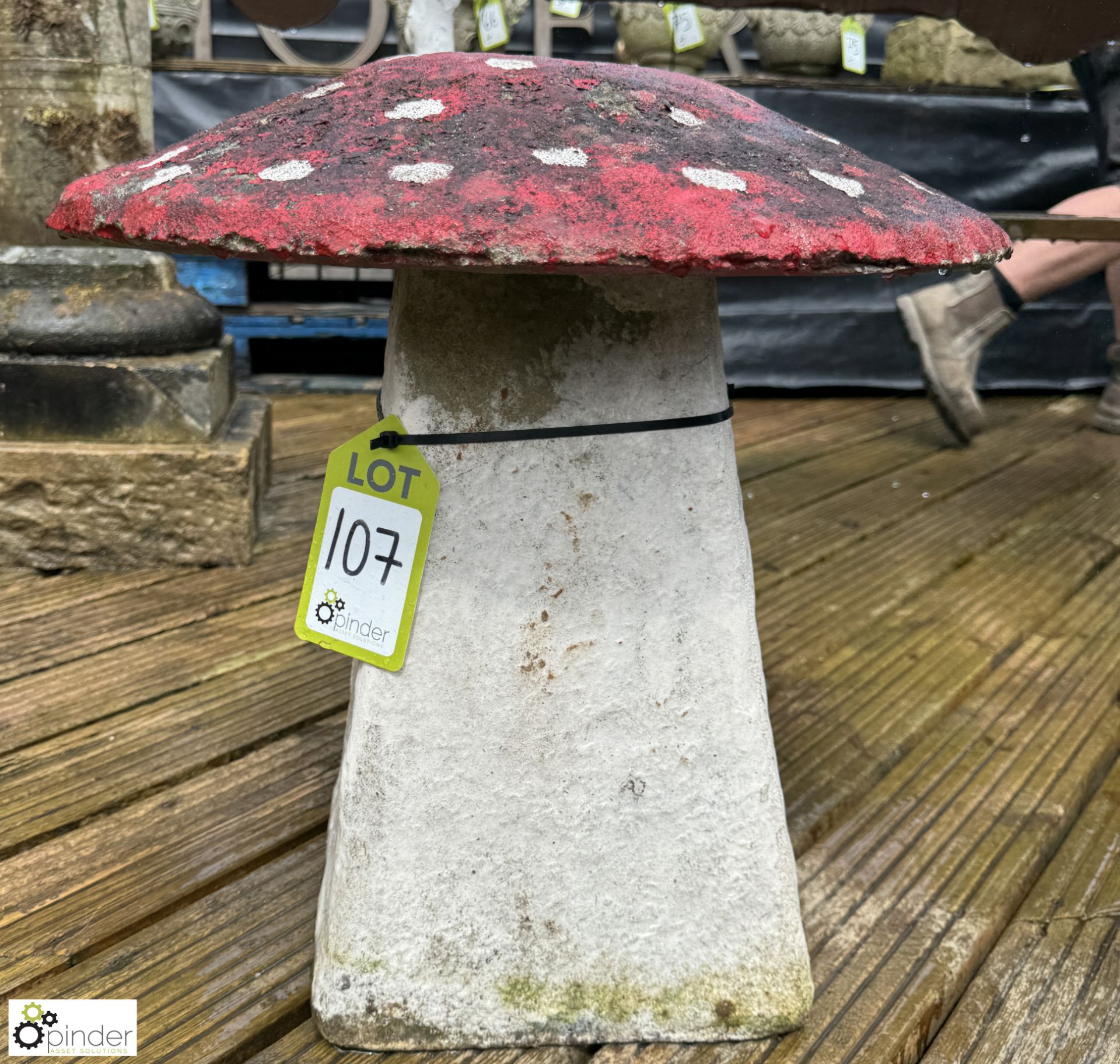 A reconstituted stone Staddle Stone painted like a traditional toadstool Amanita Muscaria, approx. - Image 3 of 5