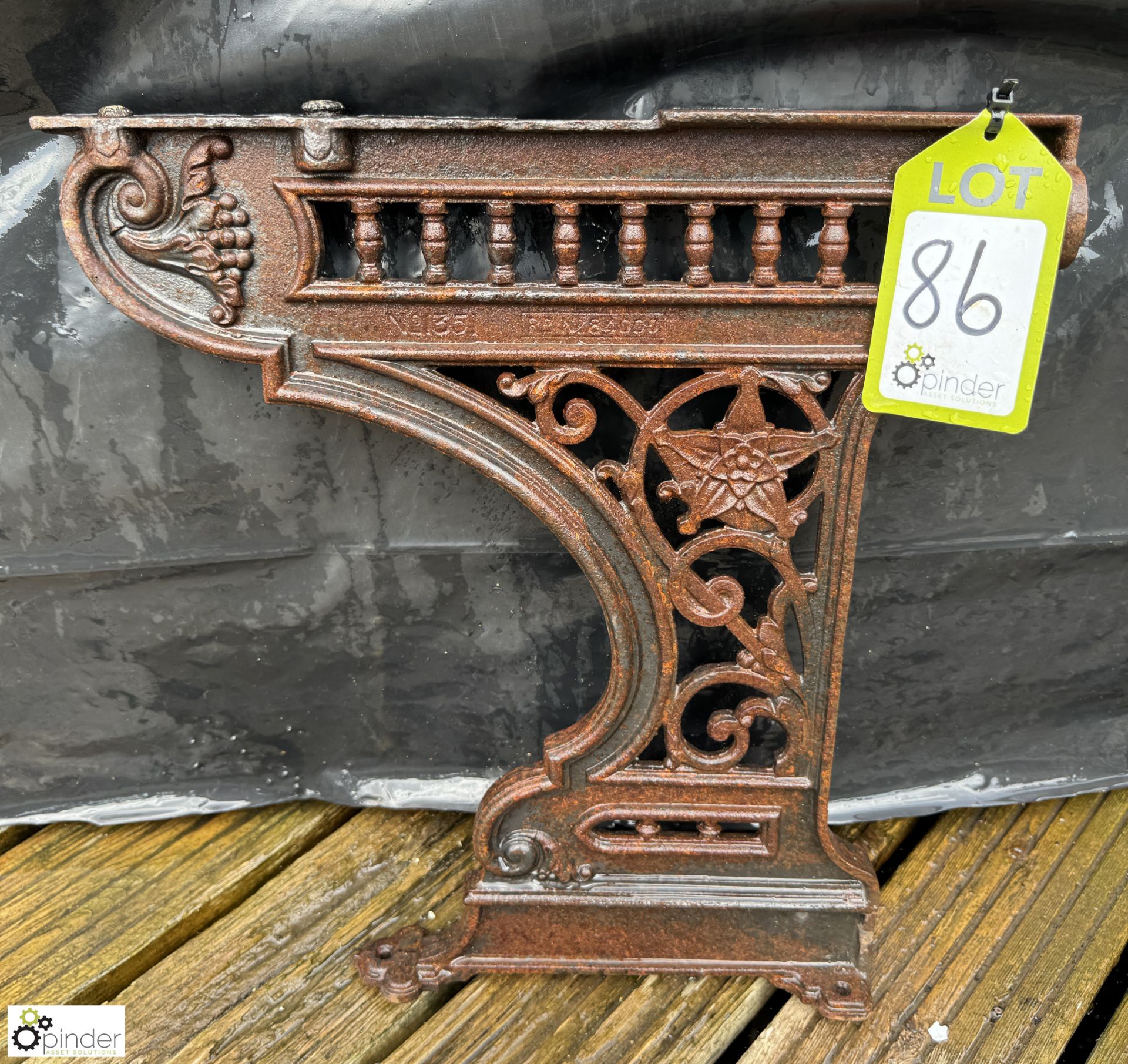 A pair cast iron Bench Brackets, with RD identification number “N84000 model no 1351”, approx. - Image 2 of 5