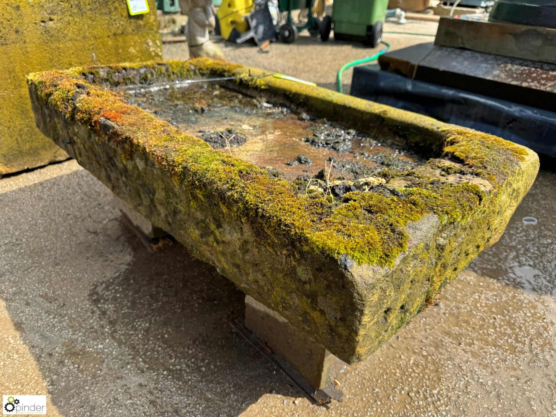 A Victorian Yorkshire stone Cottage Sink, approx. 5in x 21in x 38in - Image 3 of 5