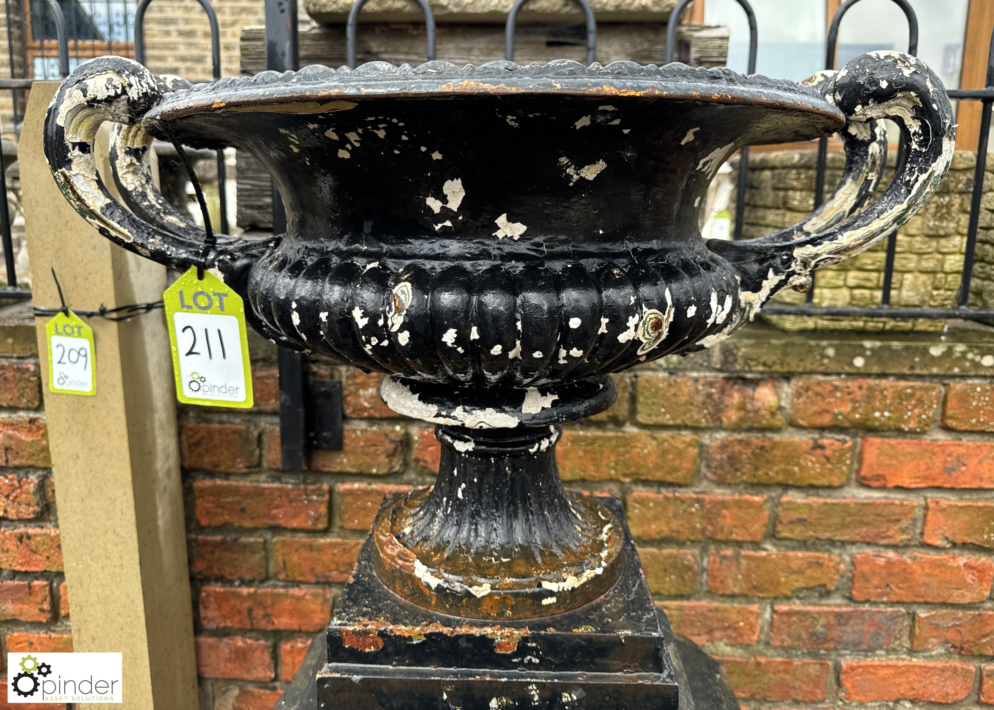 An original cast iron Coalbrookdale Naples Urn, approx. 22in x 27in diameter, item no 1 in the - Image 5 of 6