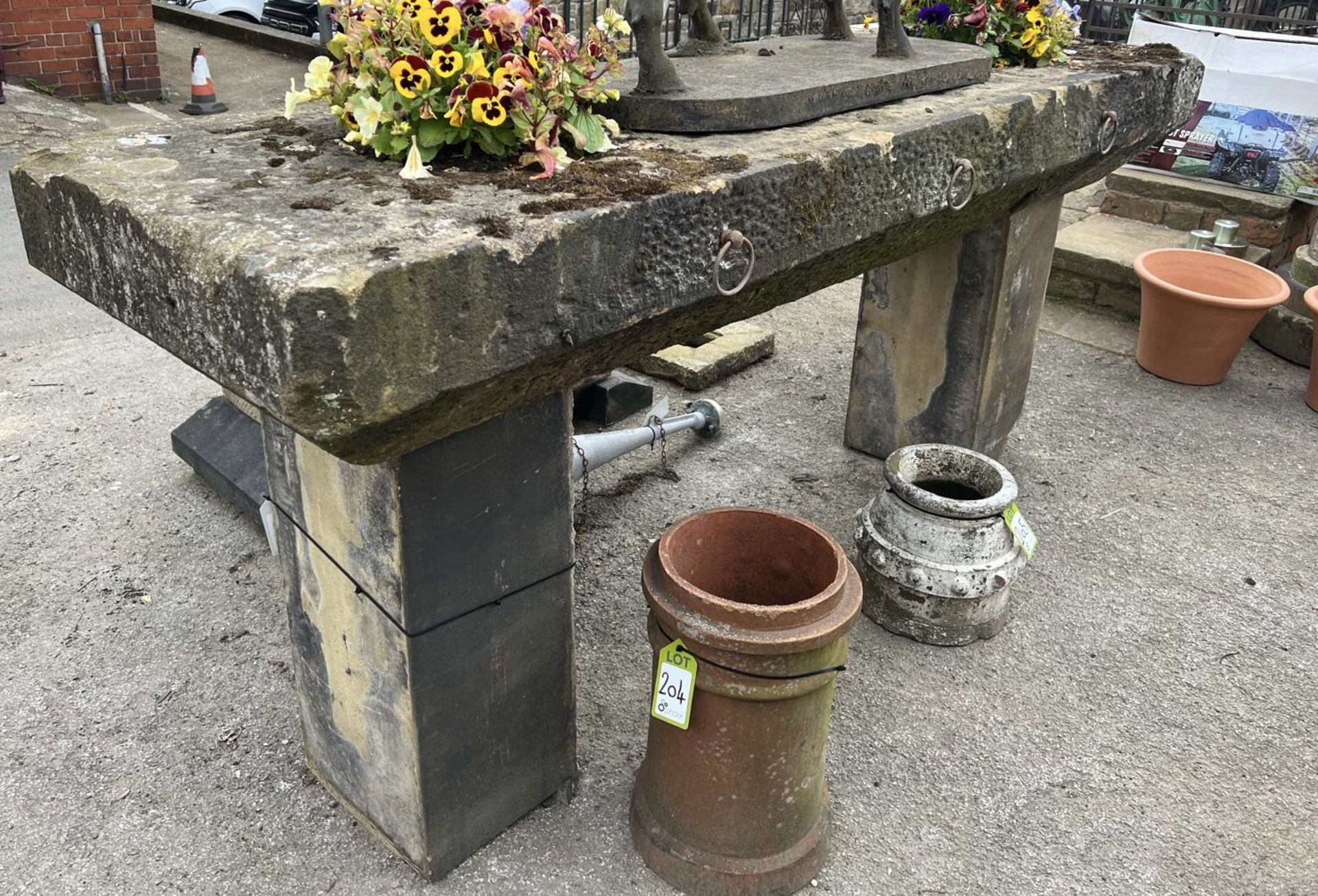 A large Yorkshire stone Courtyard/Feed Trough, originally used for tethering horses, approx. 44in - Image 7 of 8