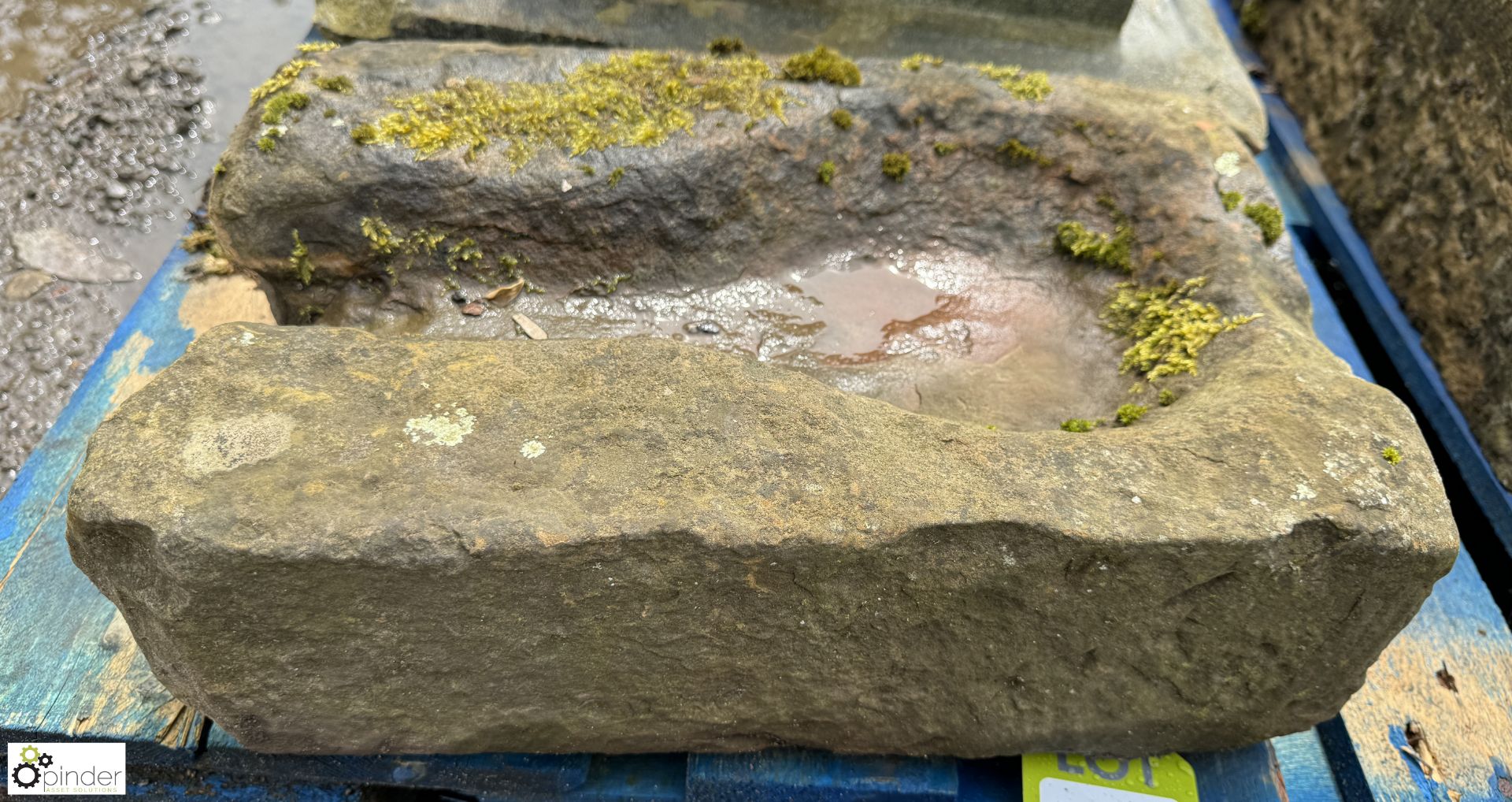 A reclaimed Georgian Gully Stone, approx. 11in x 16in