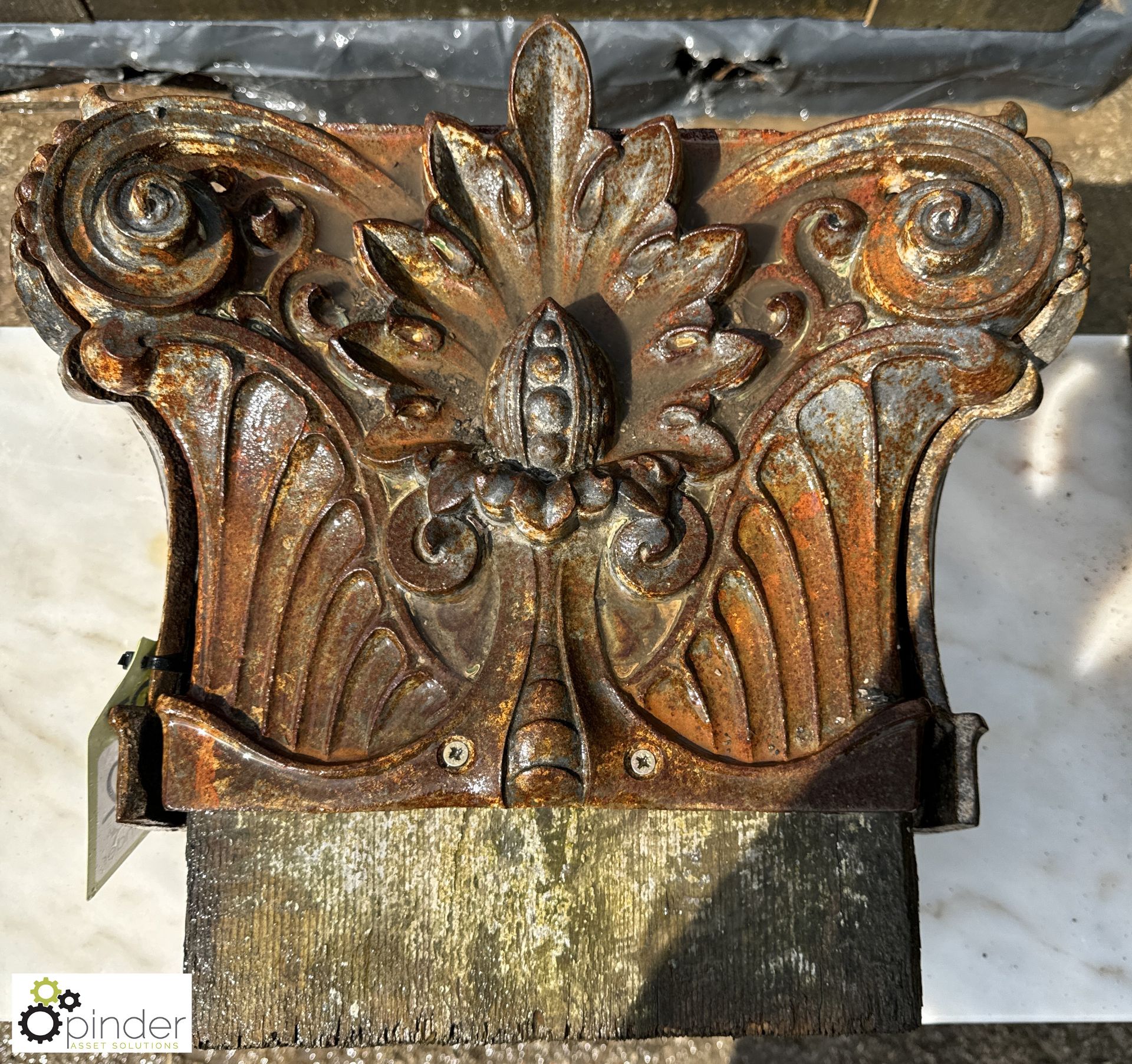 2 cast iron decorative Capital Tops, with matching side pieces, originally from the Paramount and - Image 4 of 9