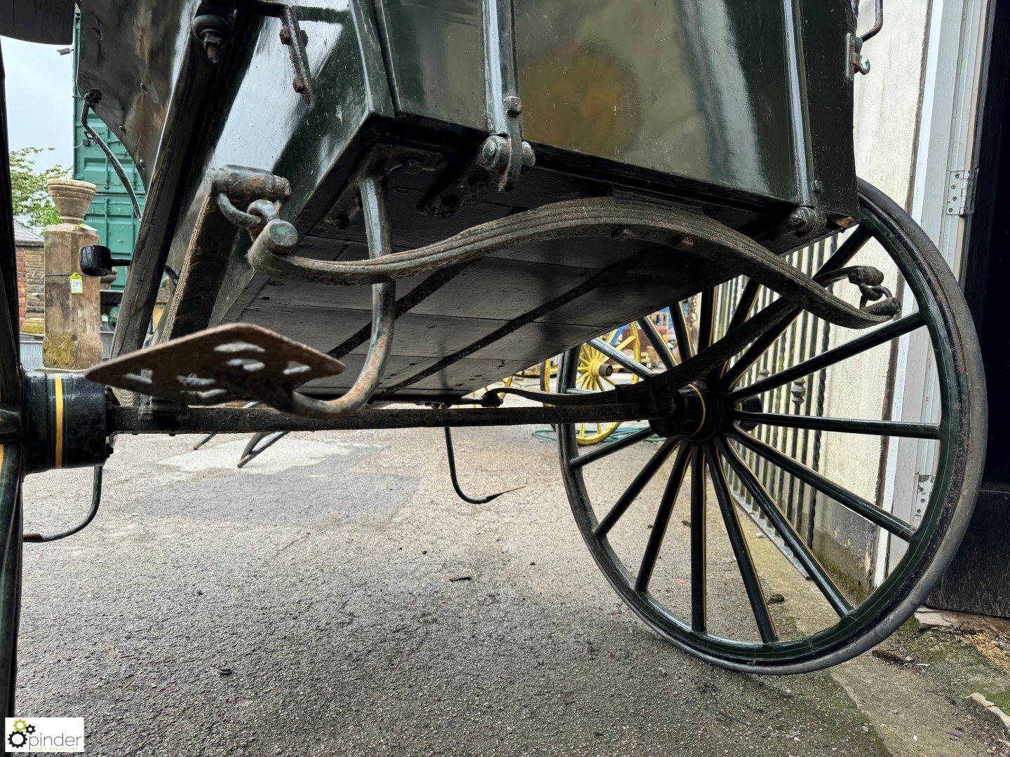 An original Victorian Governors Cart, in British racing green, with olive green and gold - Image 5 of 13