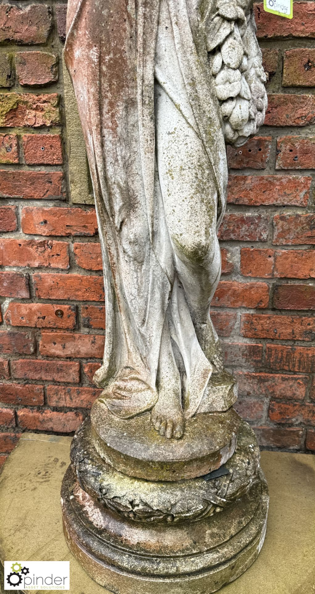 A reconstituted classical marble Statue, depicting young lady carrying a laurel wreath, statue stood - Image 3 of 8