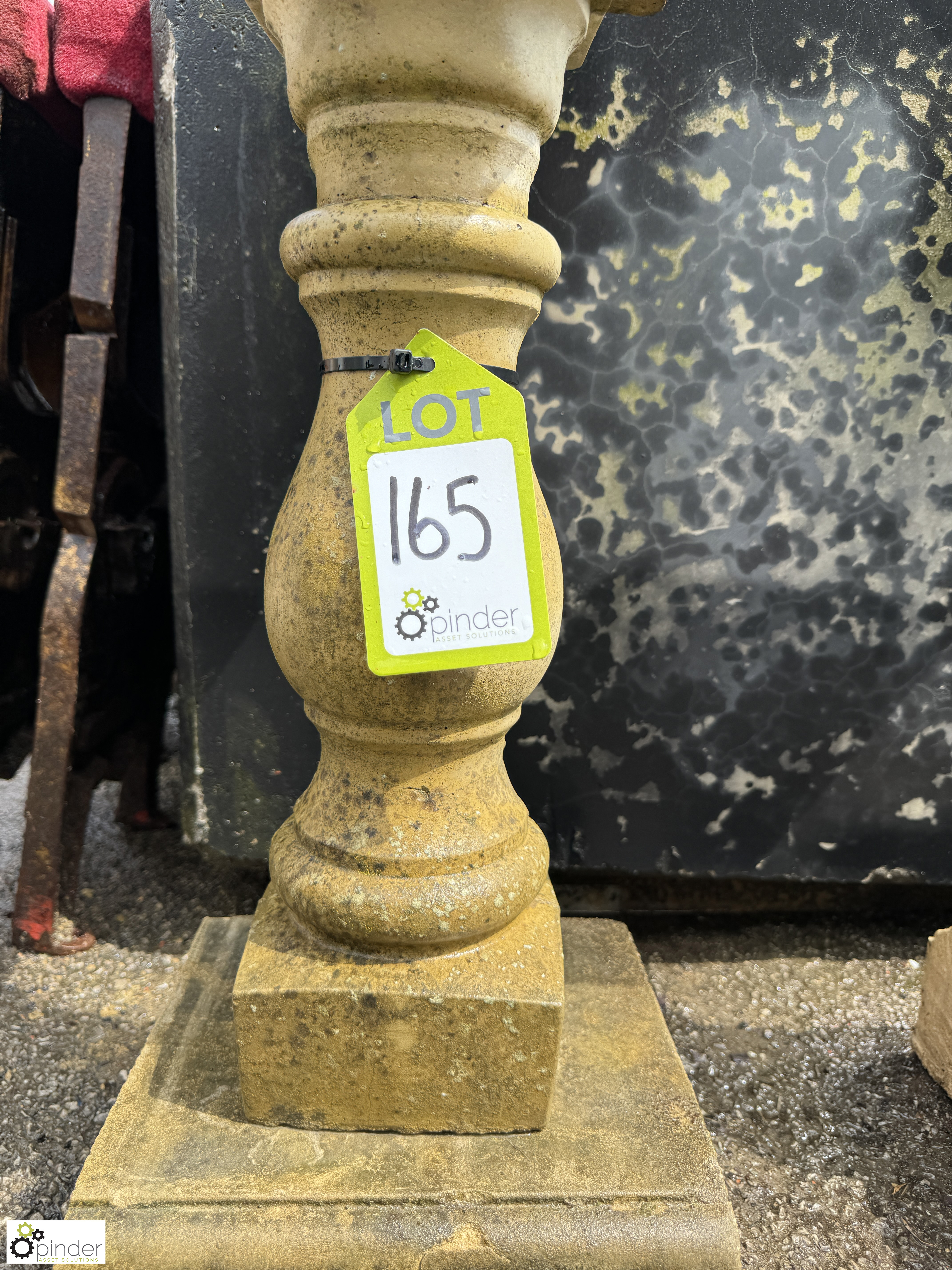A pair reconstituted stone balustrade Plinths, approx. 26in x 10in x 10in - Bild 5 aus 7
