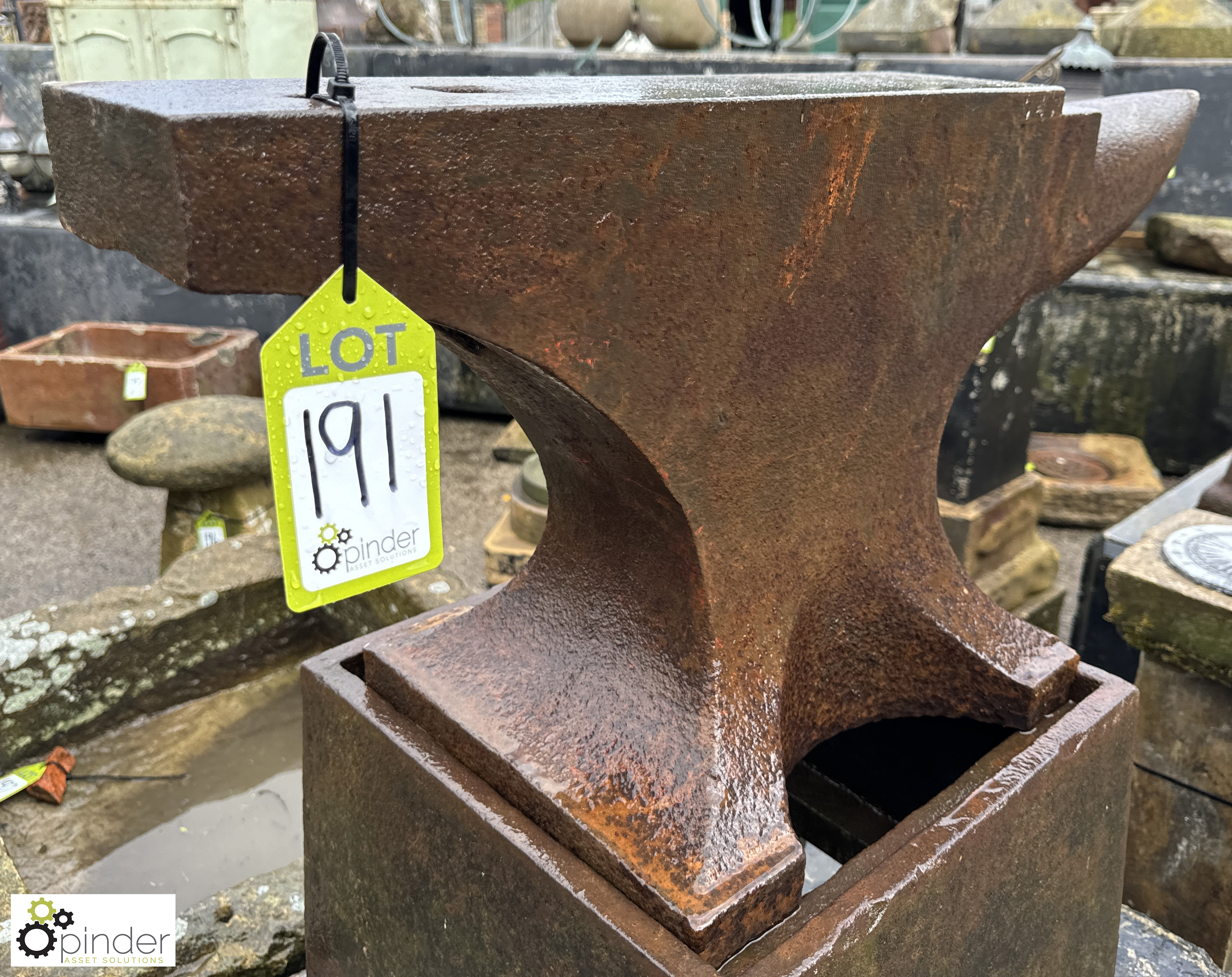 An original Georgian blacksmith cast iron Anvil, on cast iron base, with maker’s mark “Carters - Image 6 of 8