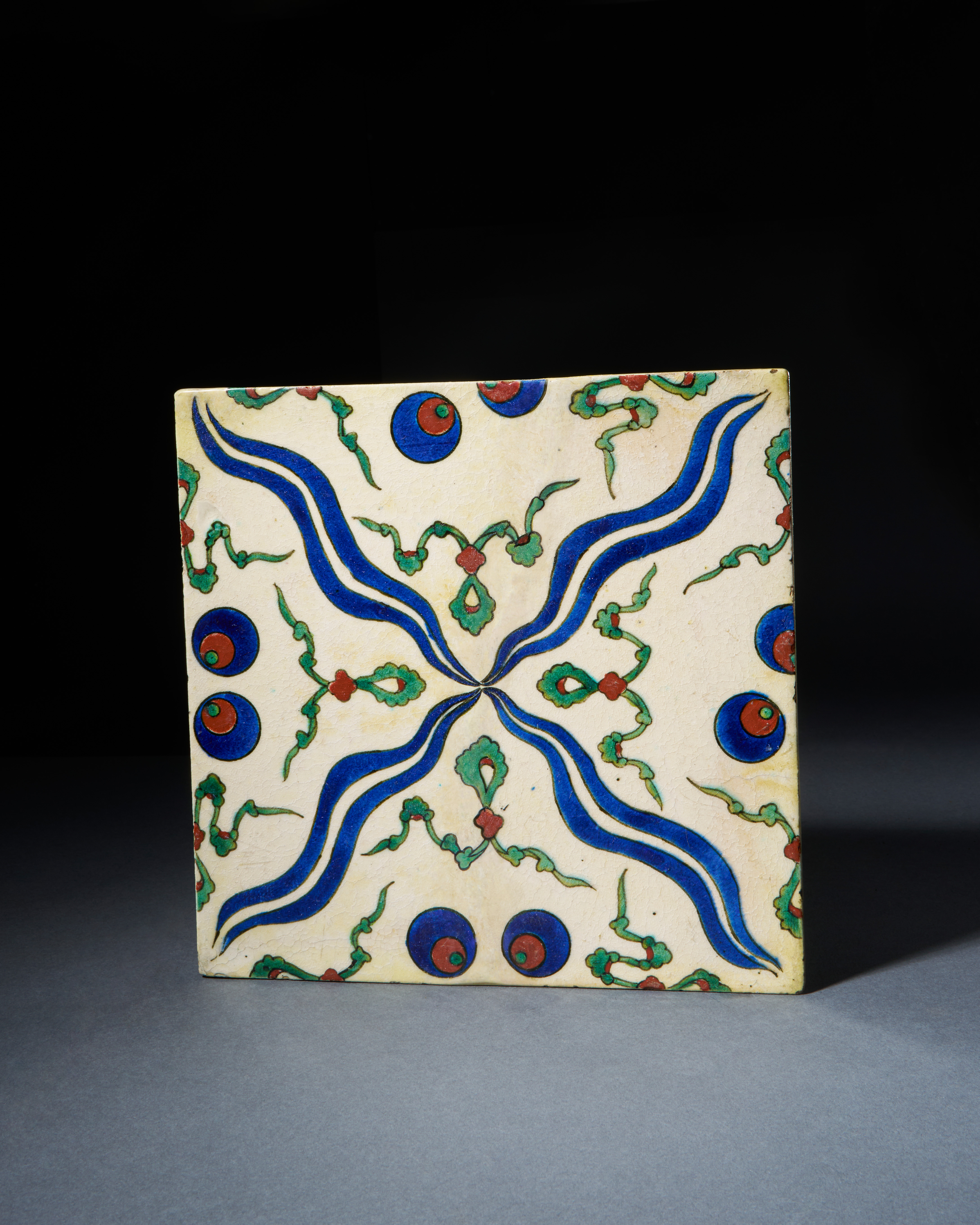 AN IZNIK CINTAMANI PALACE TILE 17TH/18TH CENTURY ISTANBUL (CONSTANTINOPLE) - Image 2 of 4