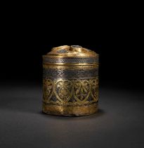 AN IMPORTANT PARCEL-GILT SILVER PYXIS, CENTRAL ASIA OR CILICIAN ARMENIA, 7TH-10TH CENTURY