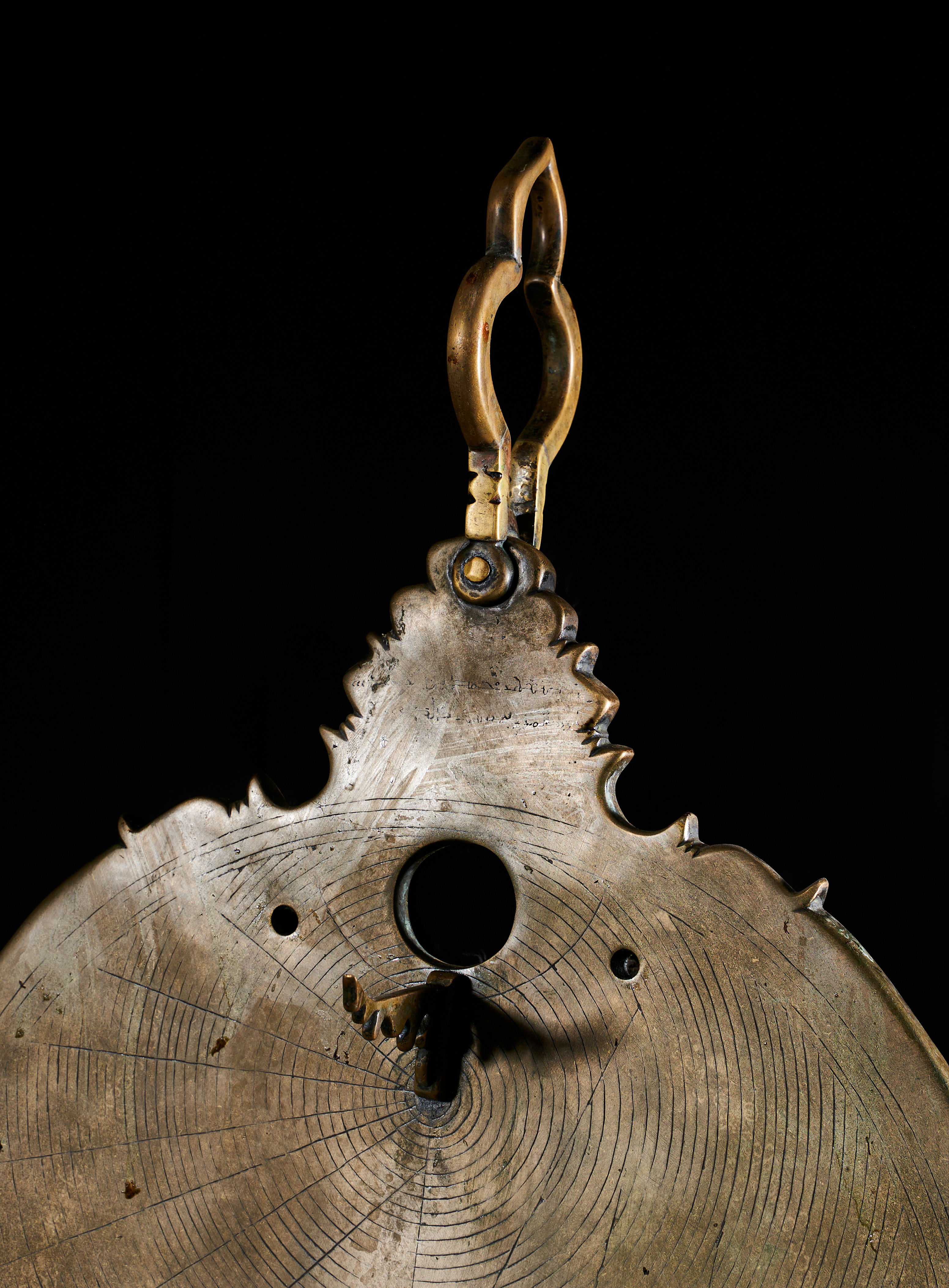 A DECORATIVE ISLAMIC BRASS ASTROLABE, 19TH CENTURY, QAJAR - Image 2 of 3
