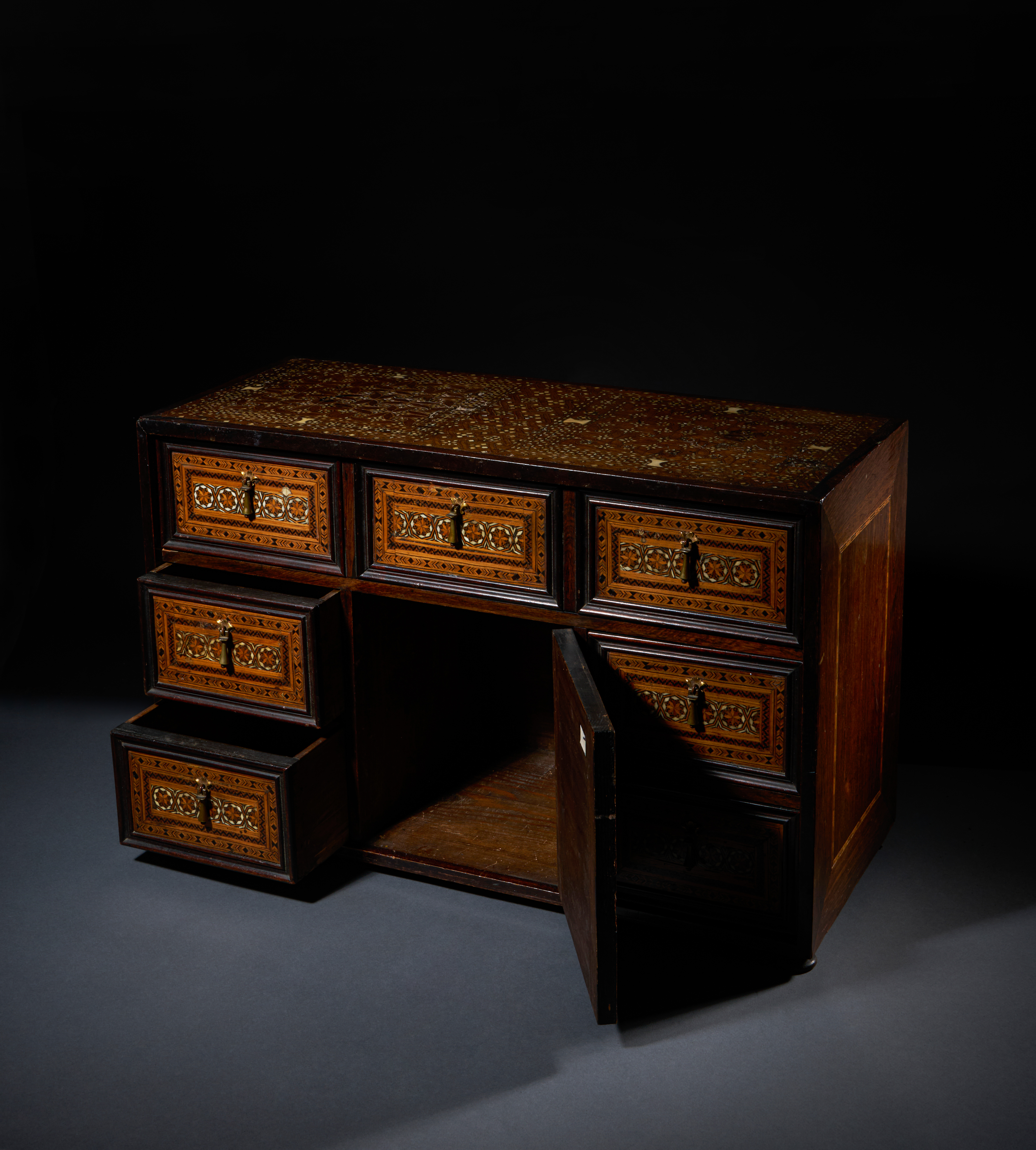 A POST-NASRID BONE-INLAID TARACEA CABINET, SPAIN, 16TH-17TH CENTURY - Image 2 of 4