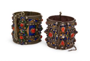 A PAIR OF SILVER & GEM SET BUKHARA BRACELETS, 19TH/20TH CENTURY