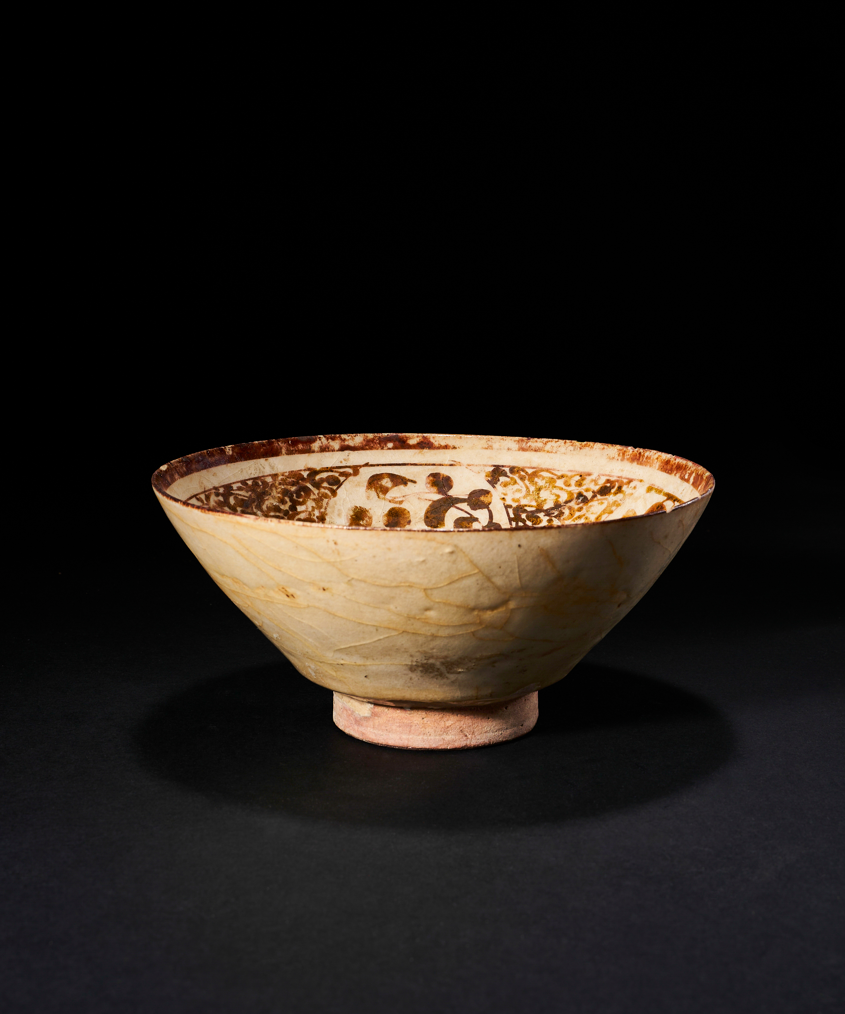 AN ABBASID LUSTRE POTTERY BOWL, CIRCA 10TH CENTURY - Image 5 of 5