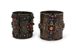 A PAIR OF SILVER & GEM SET BUKHARA BRACELETS, 19TH/20TH CENTURY