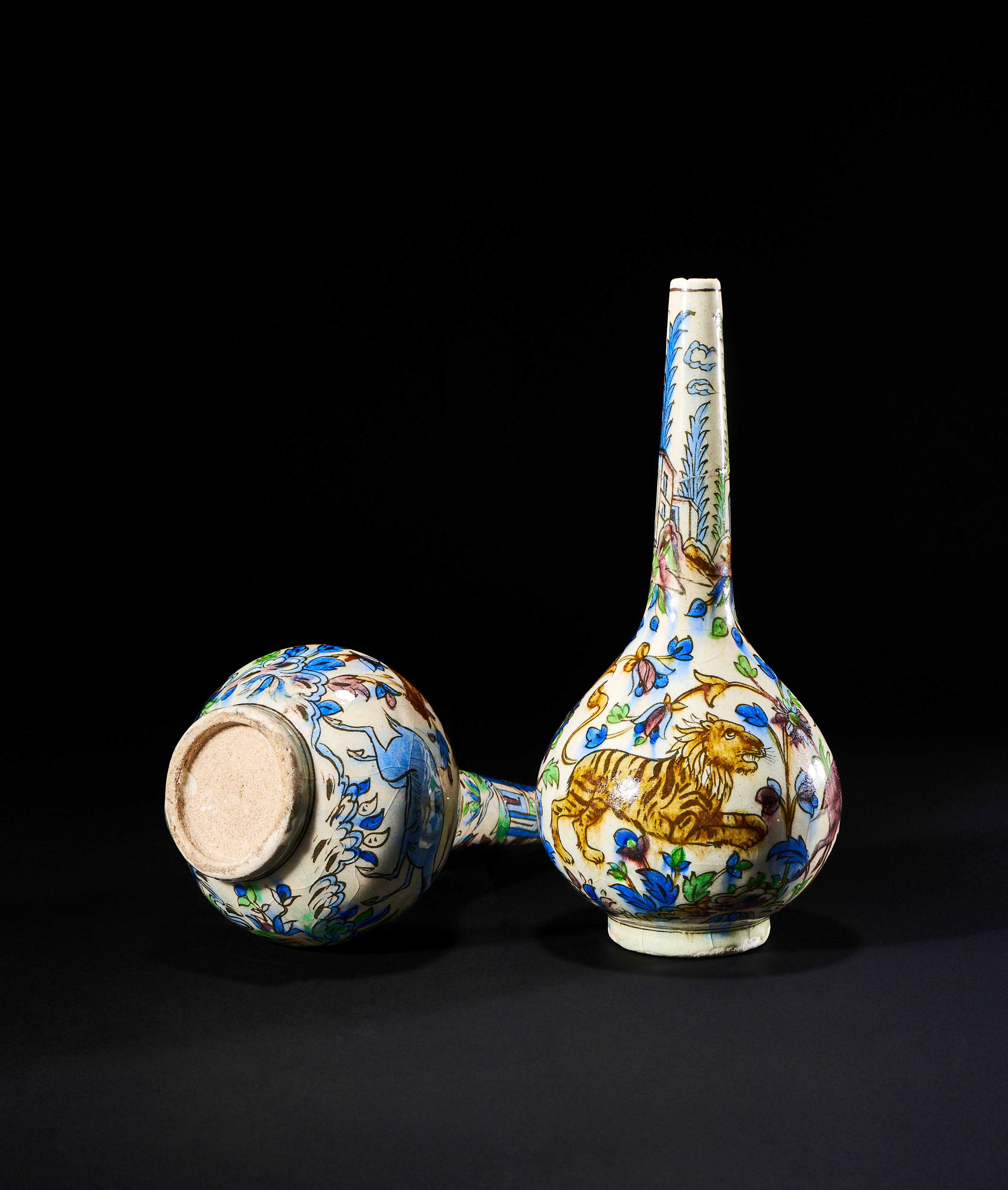 A PAIR OF POLYCHROME QAJAR HUNTING SCENE ROSEWATER SPRINKLER BOTTLE VASES, 19TH CENTURY - Image 5 of 5