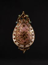 A LARGE GEM SET MUGHAL ROCK CRYSTAL PENDANT, 19TH CENTURY