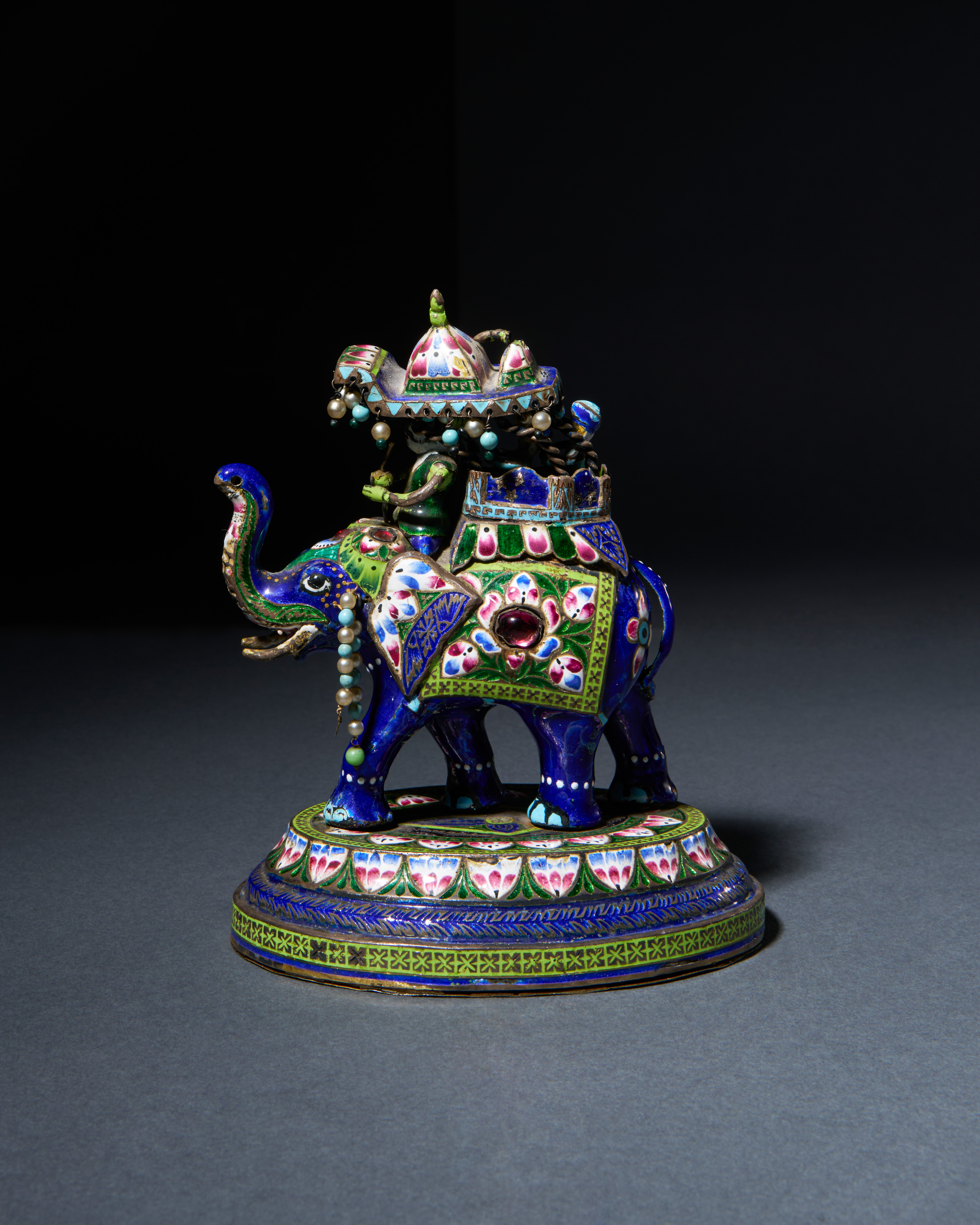 AN INDIAN POLYCHROME ENAMELLED SILVER HOWDAH FIGURE, BENARES, INDIA, 20TH CENTURY - Image 3 of 5