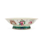 A CHINESE FAMILLE ROSE WU SHUANG PU BOWL, QING DYNASTY (1644-1911)