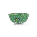 A CHINESE FAMILLE VERTE BOWL, QING DYNASTY (1644-1911)
