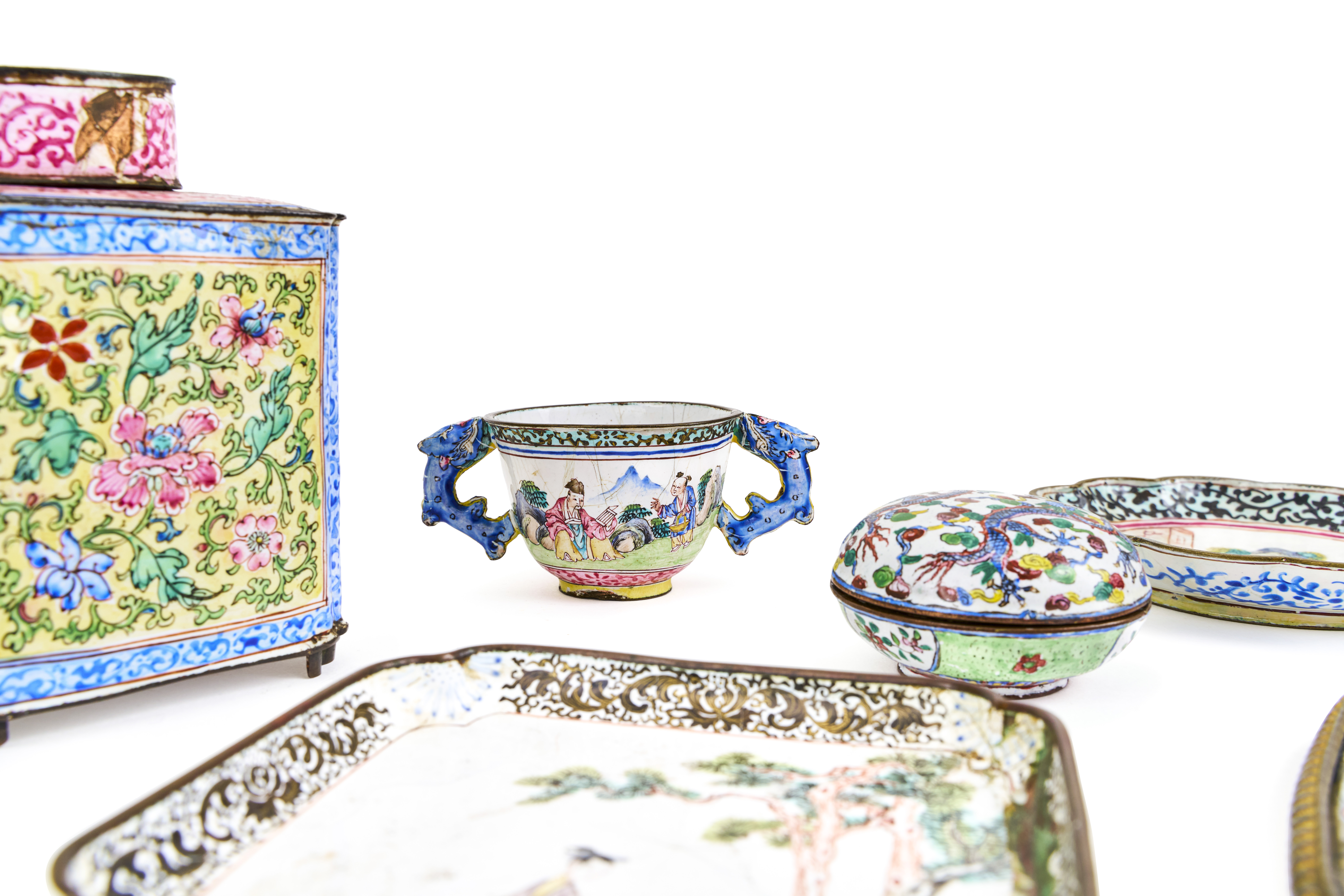 ASSORTMENT OF CHINESE CANTON ENAMEL OBJECTS, 18TH/19TH CENTURY - Image 2 of 6