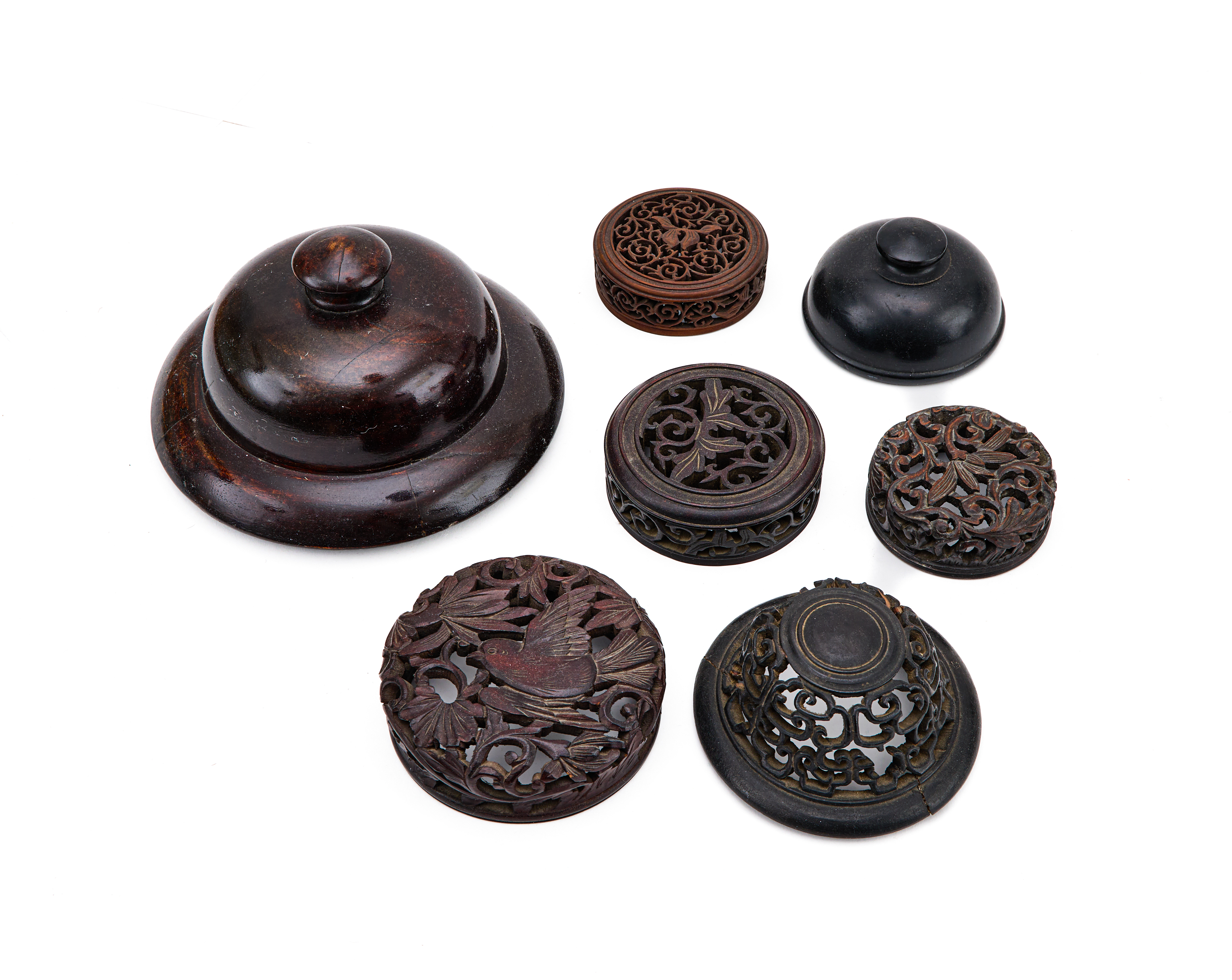 ASSORTMENT OF CHINESE WOODEN LIDS, QING DYNASTY (1644-1911) - Image 2 of 5