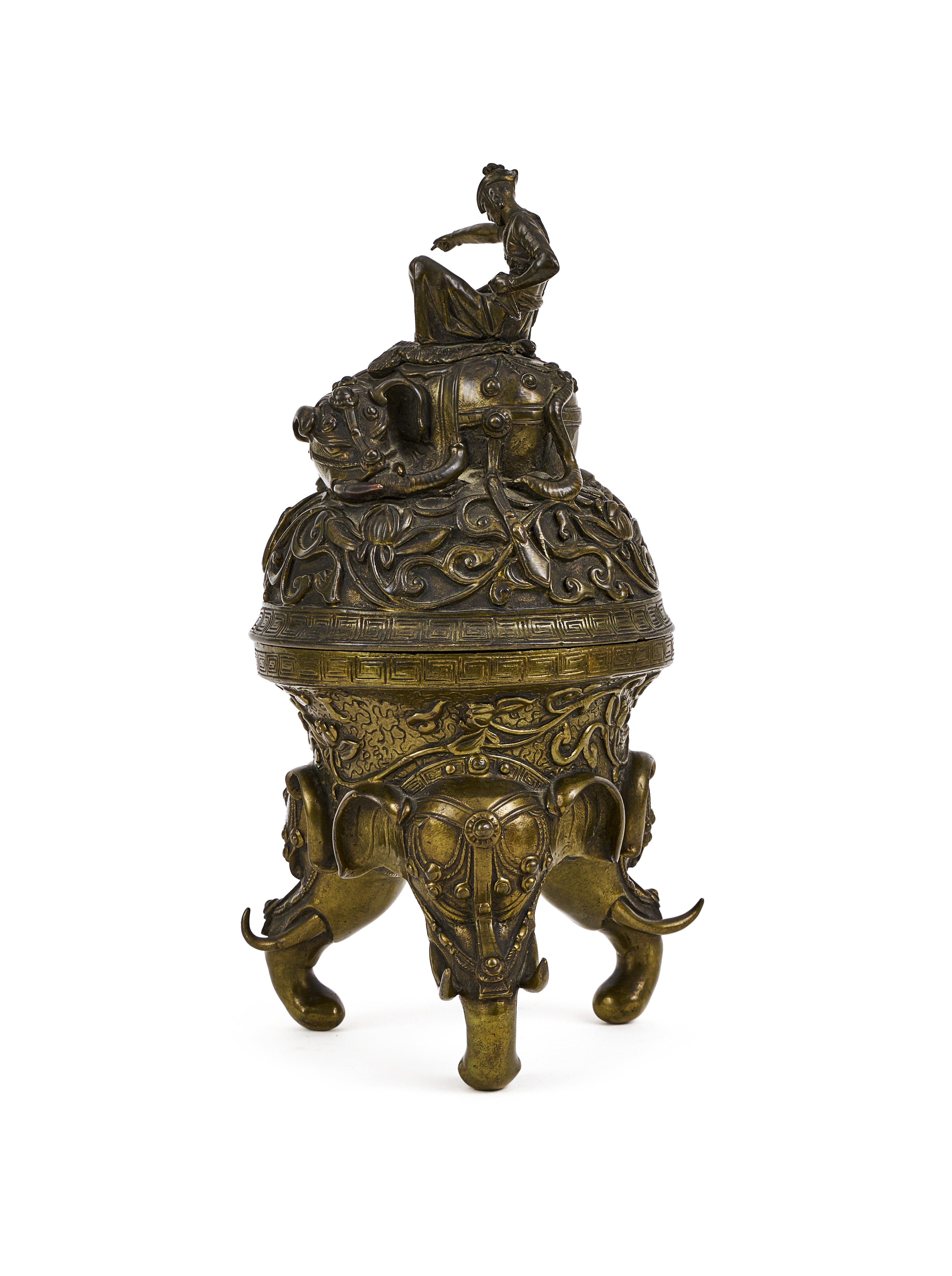 A LARGE CHINESE INCENSE BURNER MADE FOR EUROPEAN MARKET, QING DYNASTY (1644-1911) - Image 2 of 4