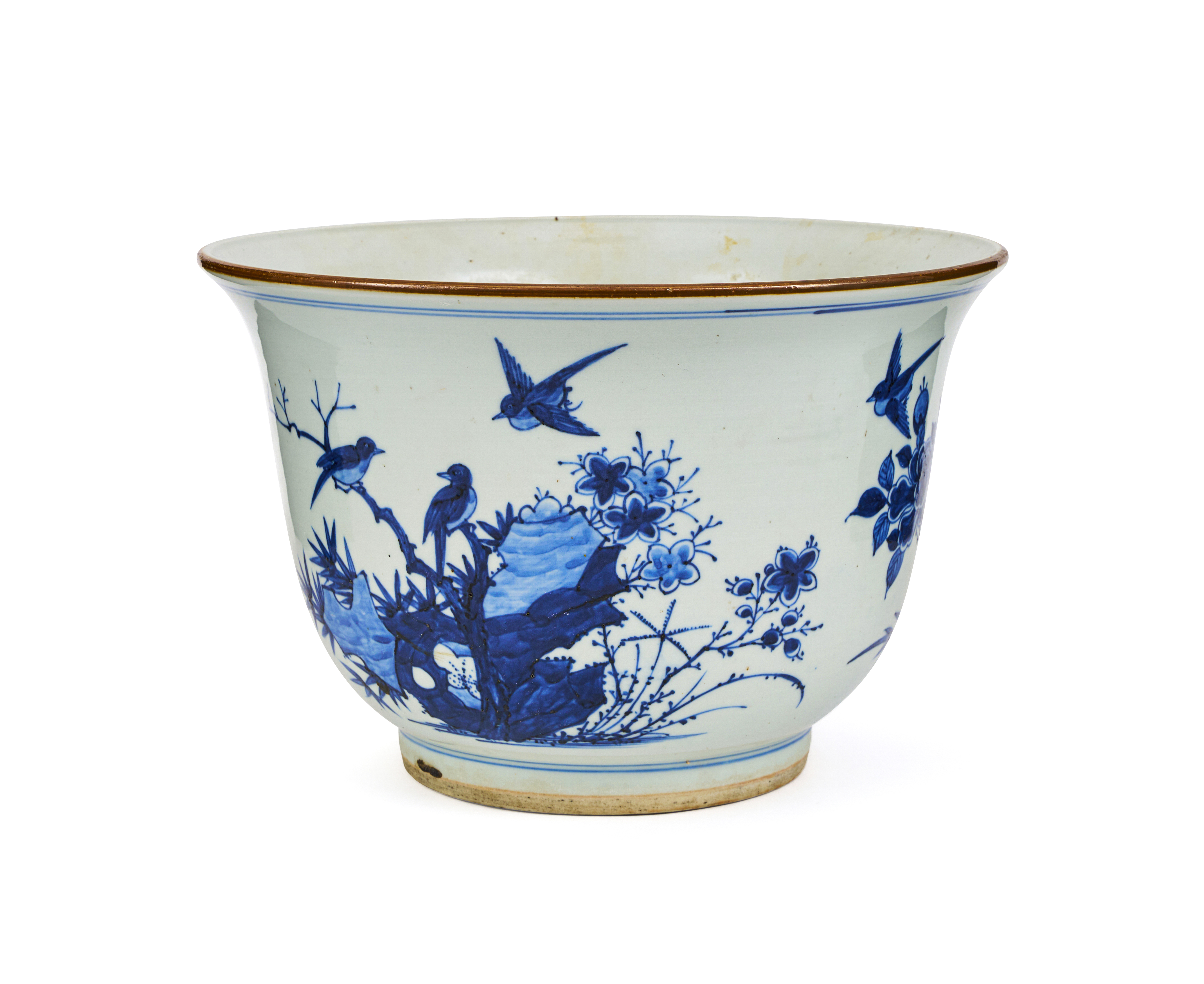 A CHINESE BLUE & WHITE FLORAL MAGPIE JARDINIERE, QING DYNASTY (1644-1911) - Image 2 of 4