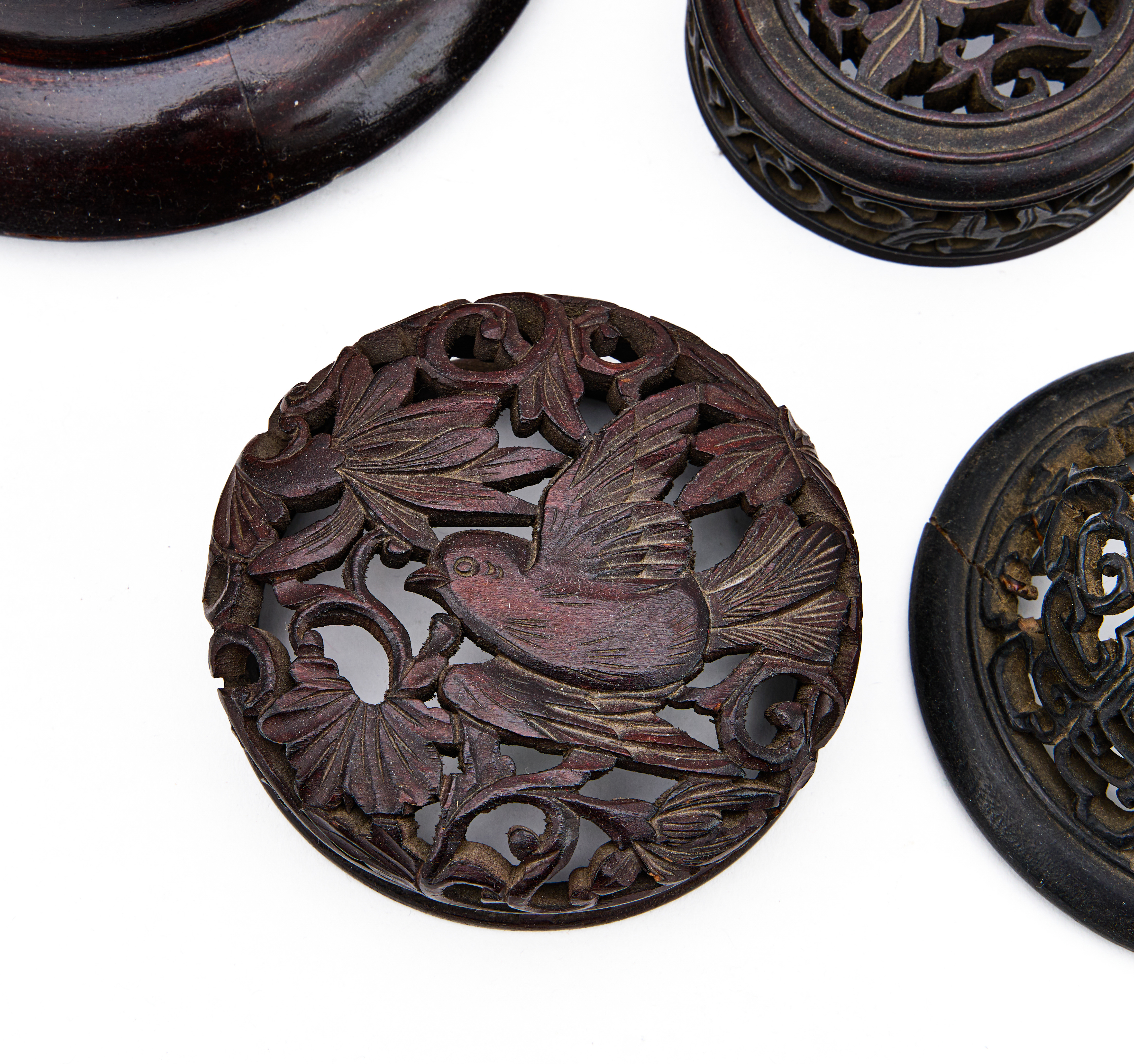 ASSORTMENT OF CHINESE WOODEN LIDS, QING DYNASTY (1644-1911) - Image 3 of 5
